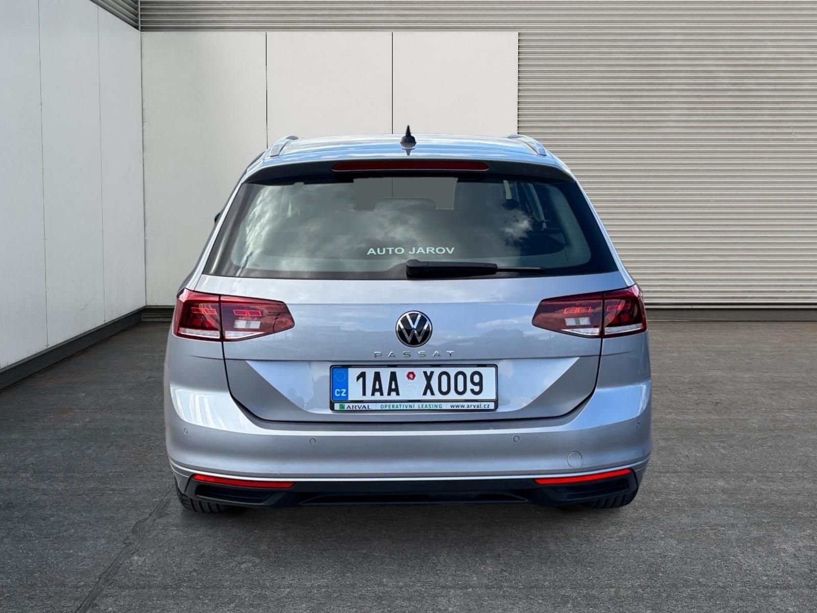 Volkswagen Passat Variant, BUSINESS 1.5TSI 110kW DSG CZ - fotka 5