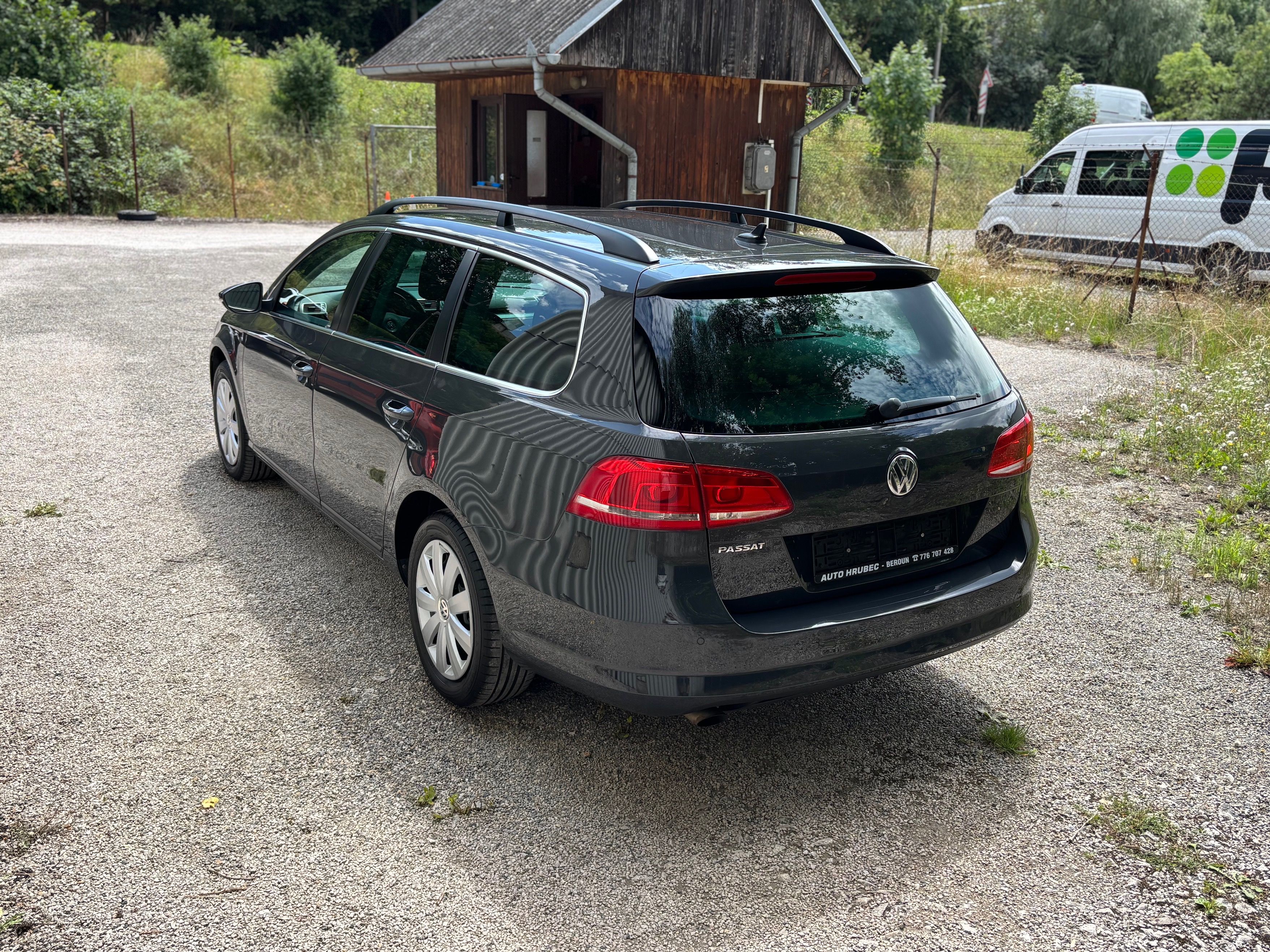 Volkswagen Passat, 1.4 TSi NOVÉ ROZVODY PĚKNÉ ! - fotka 4