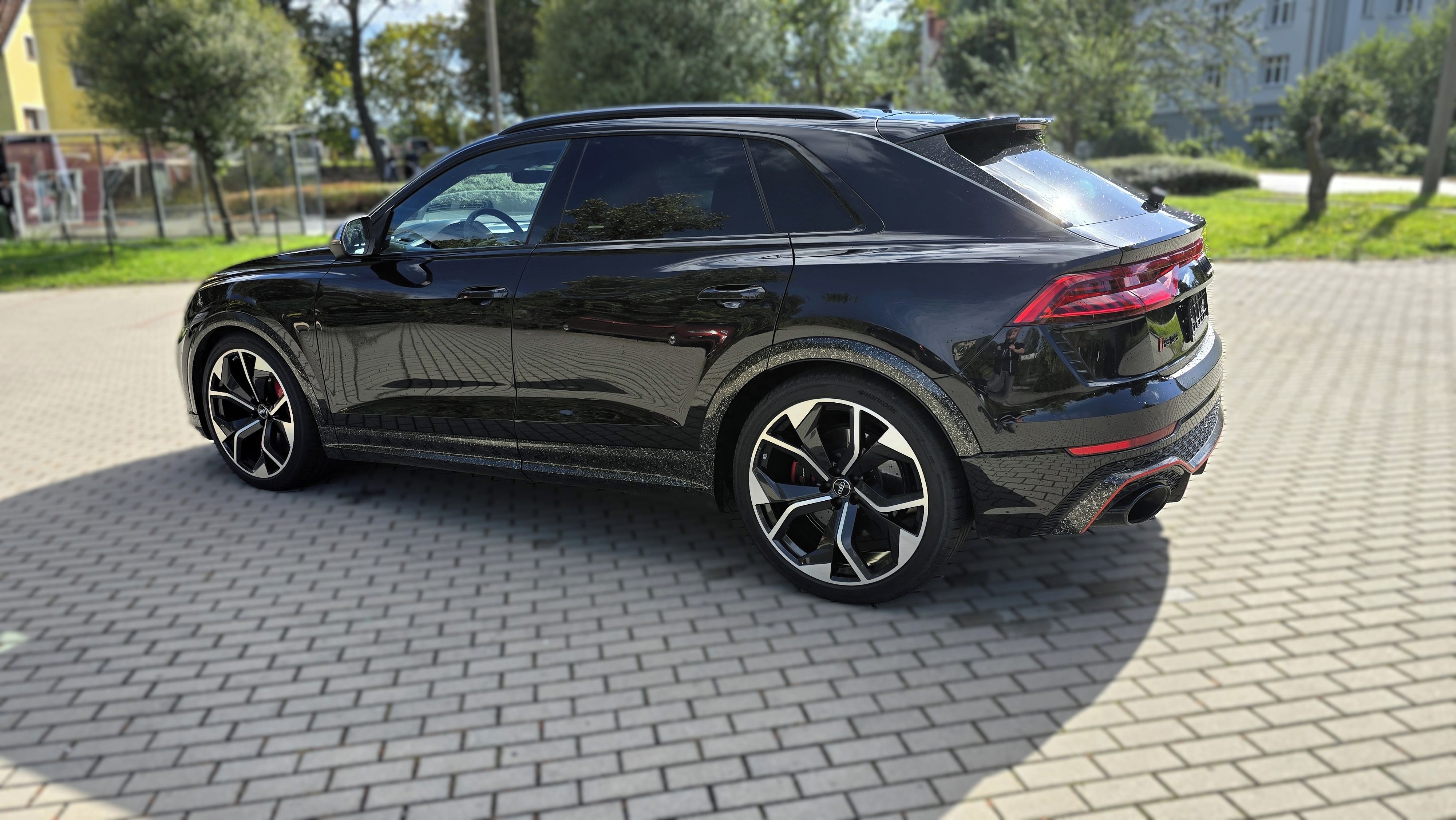 Audi RS Q8, 23" kola Audi  keramické brzdy - fotka 5