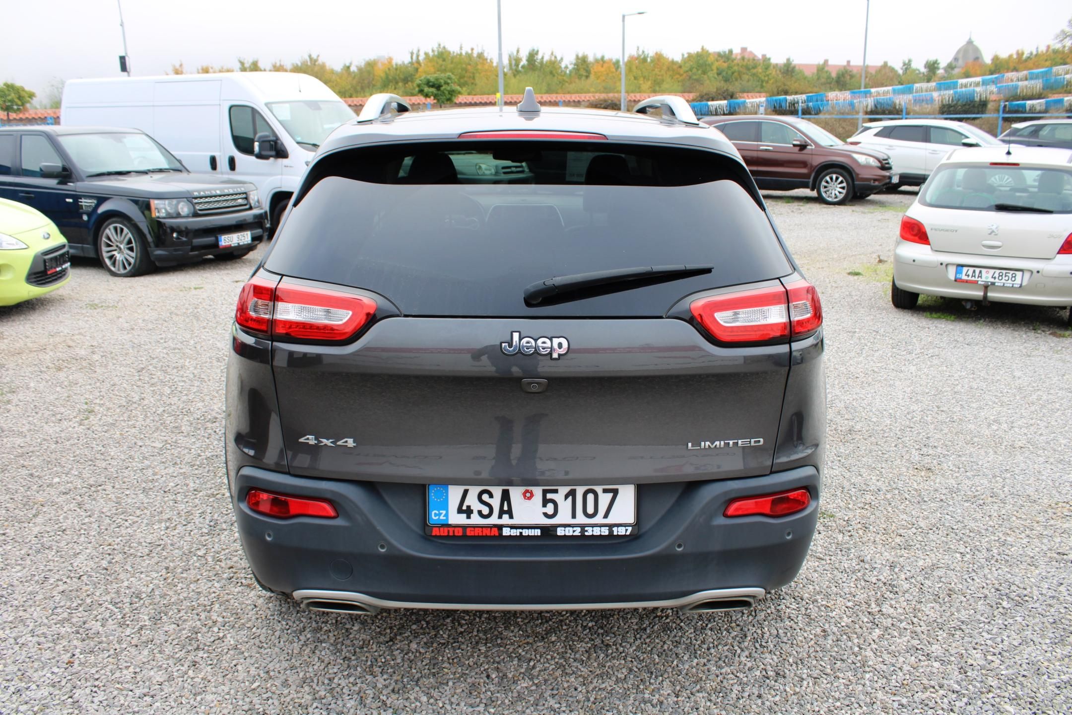 Jeep Cherokee, 2,2 MJT 4X4 LIMITED KŮŽE NAVI - fotka 6