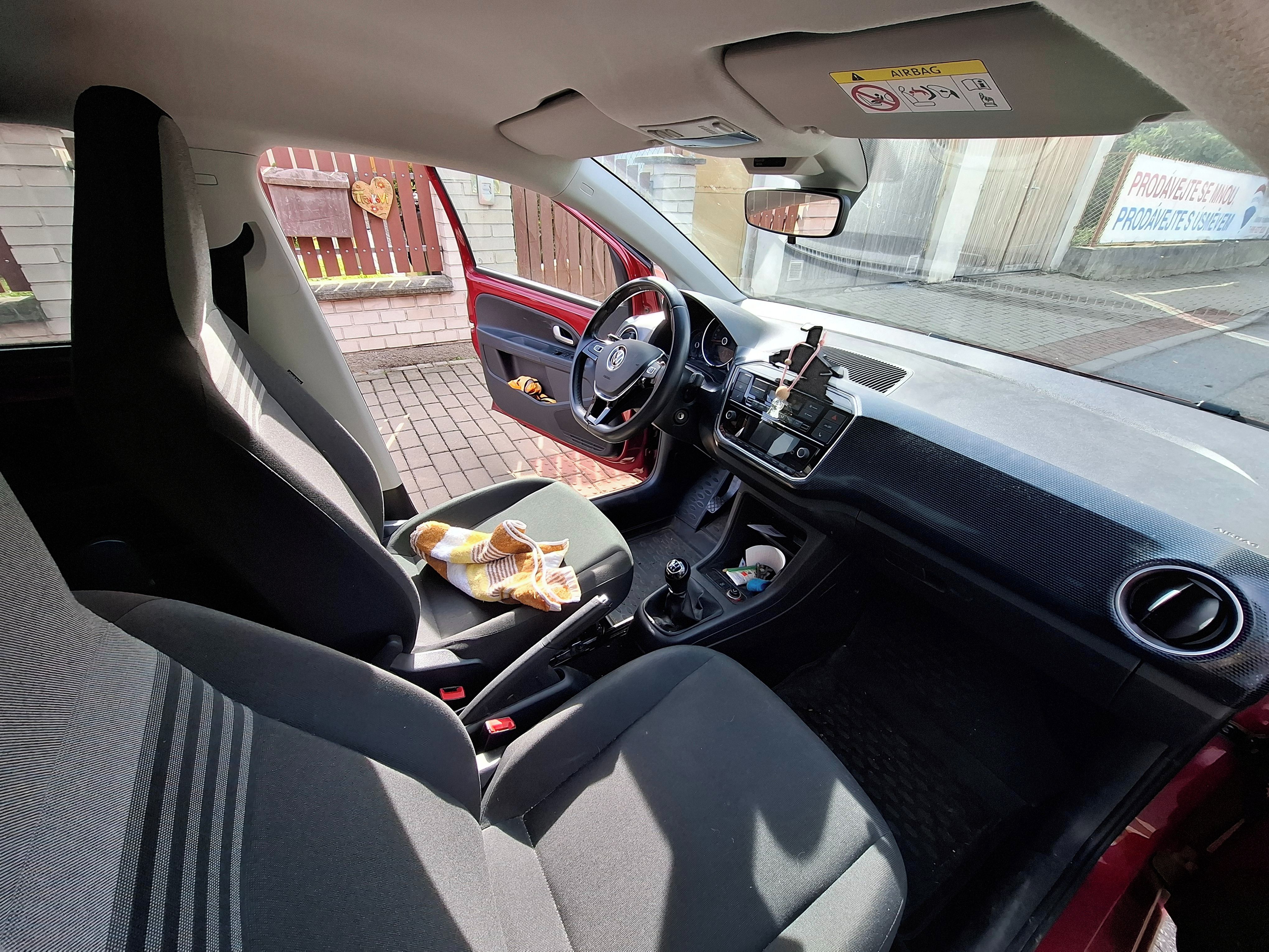 Volkswagen Up! - fotka 4
