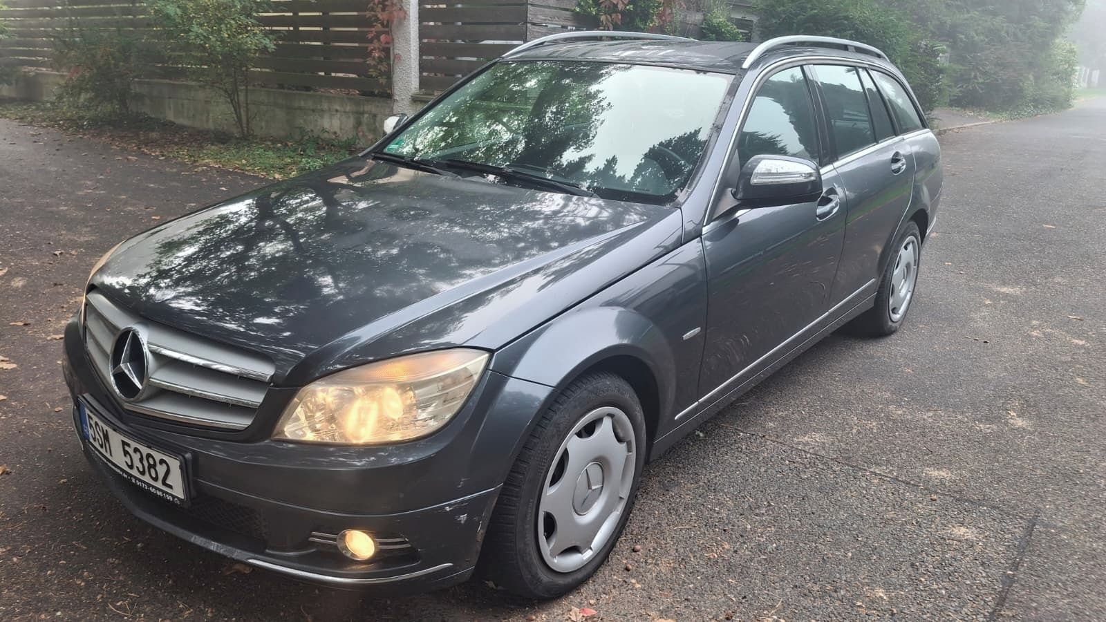 Mercedes-Benz Třídy C, na splátky všem TAŽNÉ