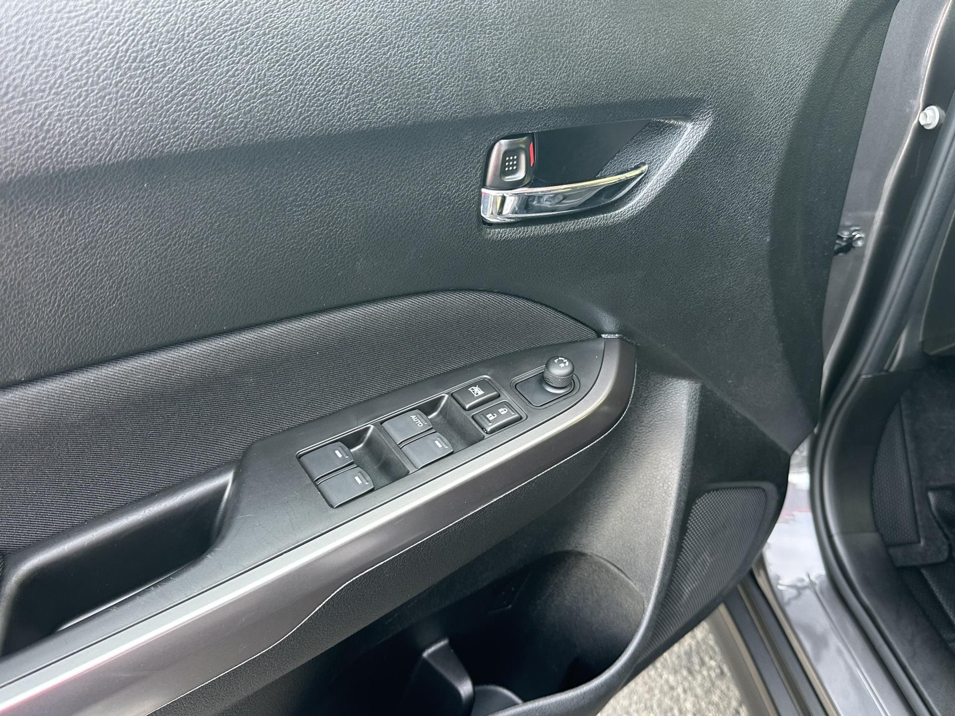 Suzuki Vitara, 4x4*1.4 hybrid/95Kw * 1.Maj. - fotka 5