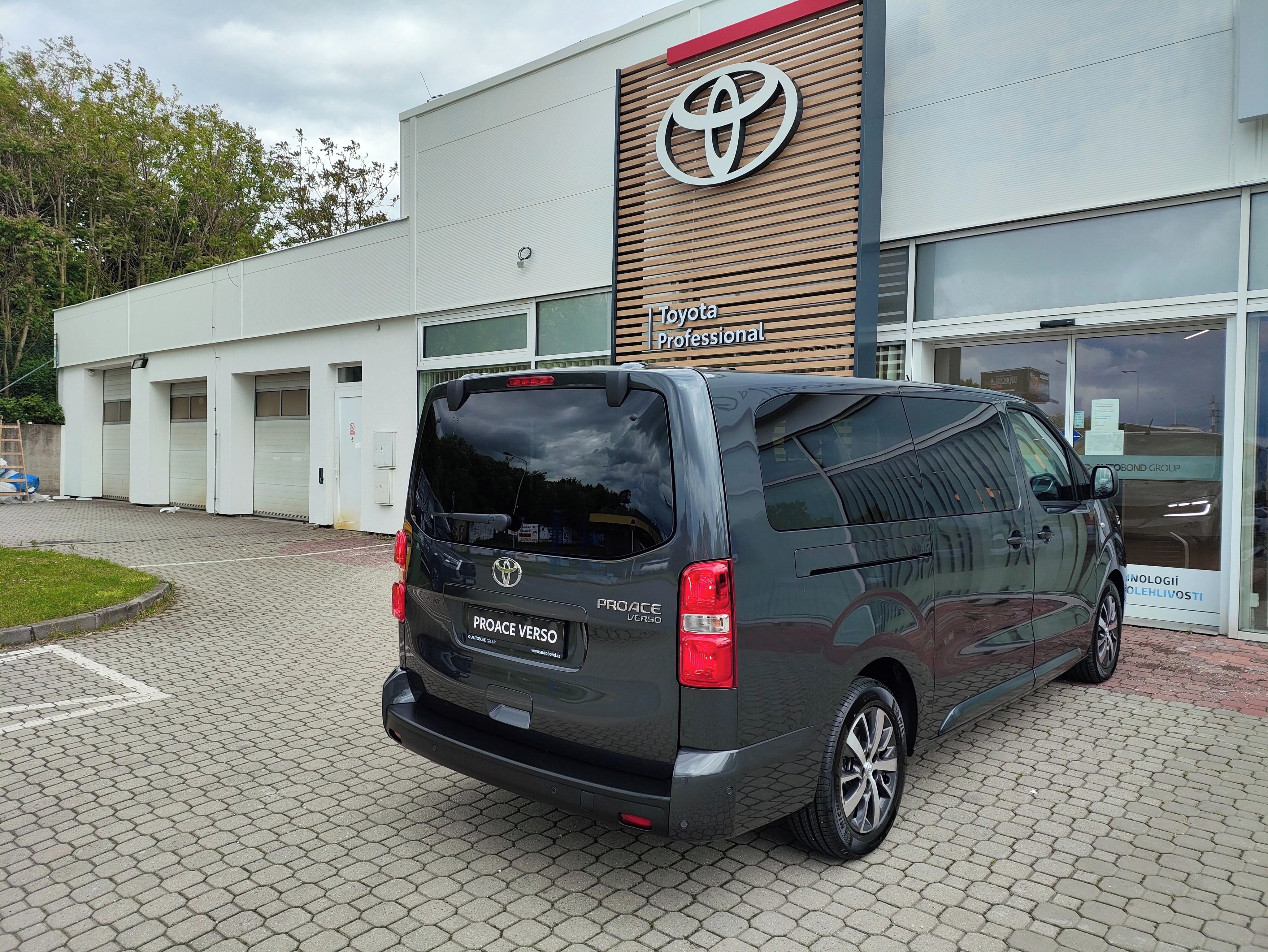 Toyota Proace Verso, 2.0D 8AT Family 8S L2 - fotka 6