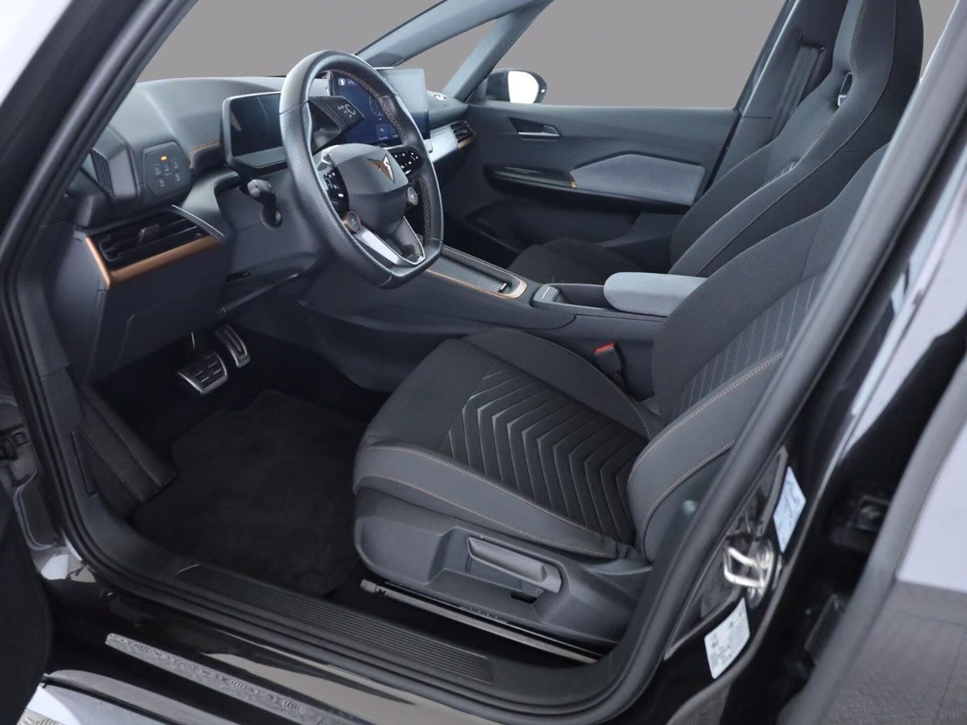 Cupra Born, 150kW SoH 90% Kam ACC Tep.čerp - fotka 6