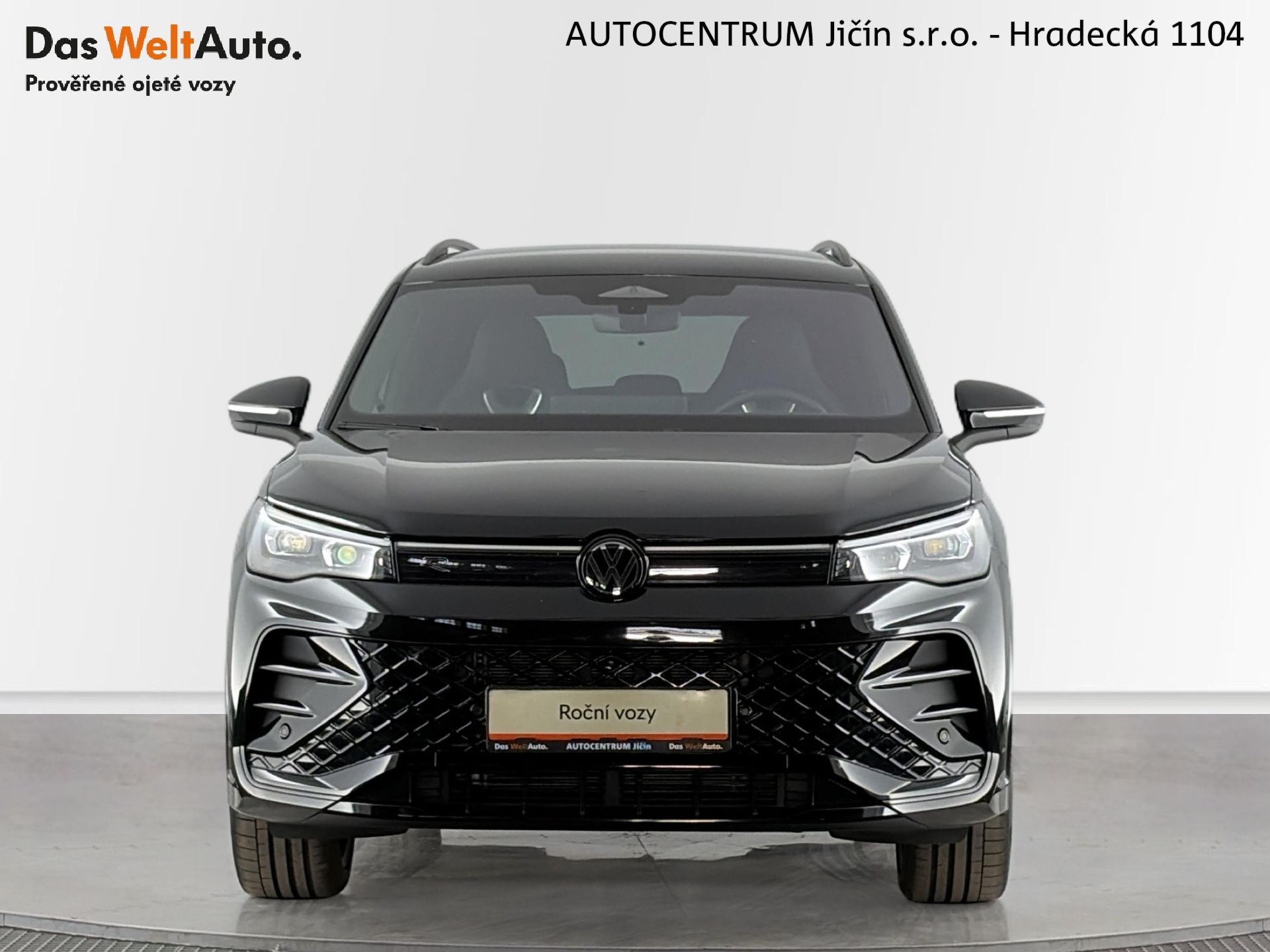 Volkswagen Tiguan, R-Line 2.0 TSI 195kW 4Motion D - fotka 4