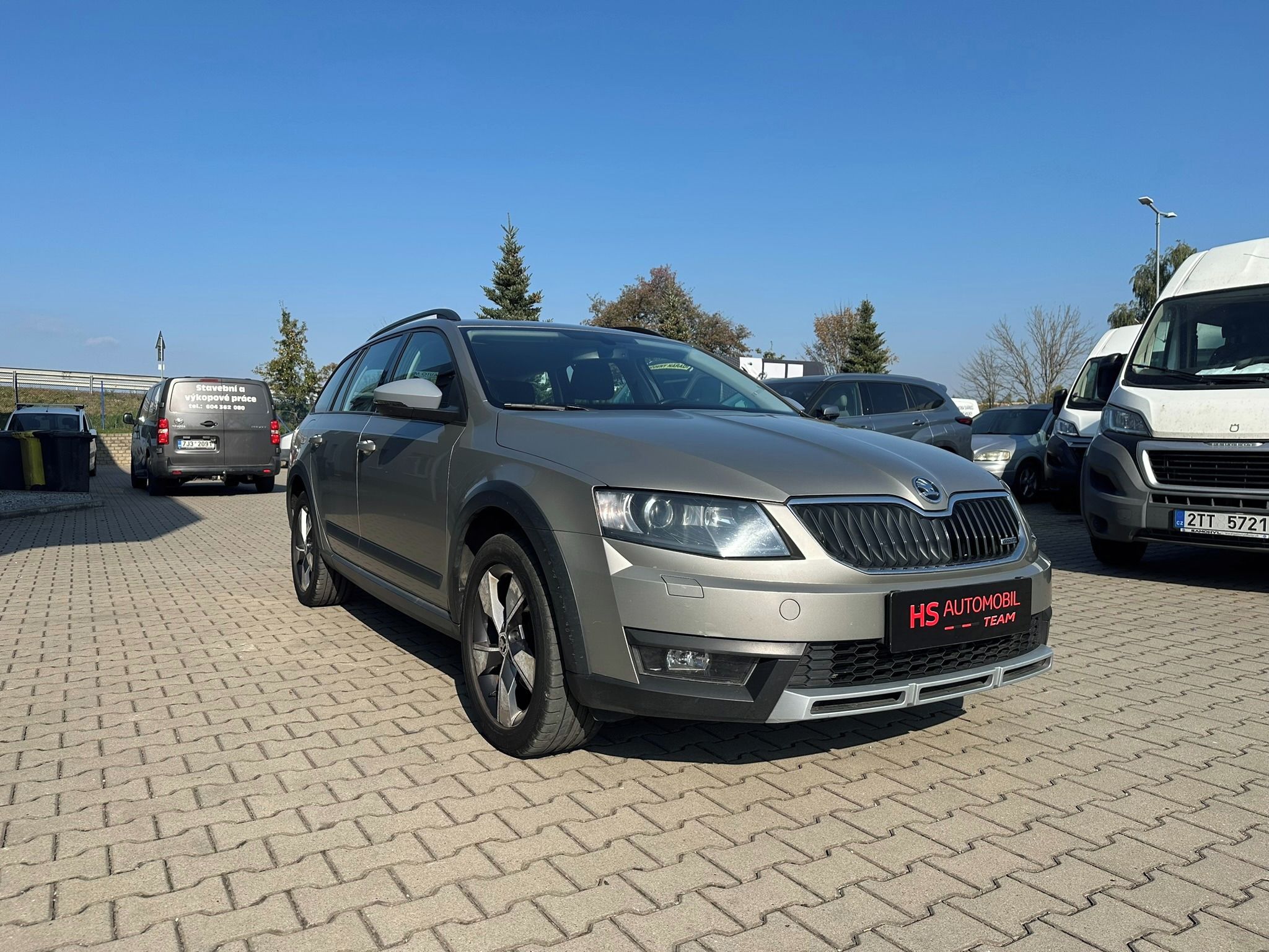 Škoda Octavia, SCOUT 2,0TDi 110kW 4x4 - fotka 4