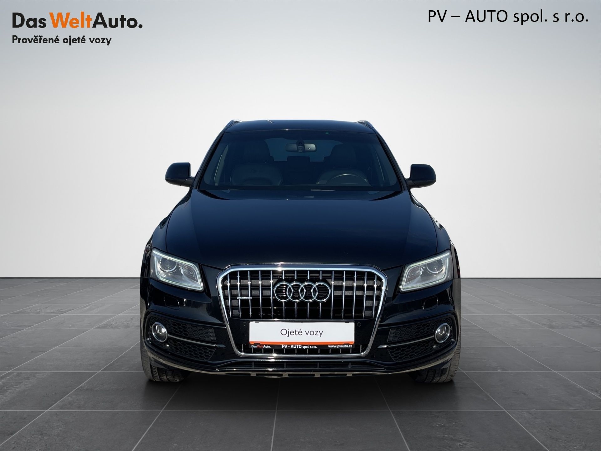 Audi Q5, 2.0 TDI 130 kW Quattro S-Line - fotka 4
