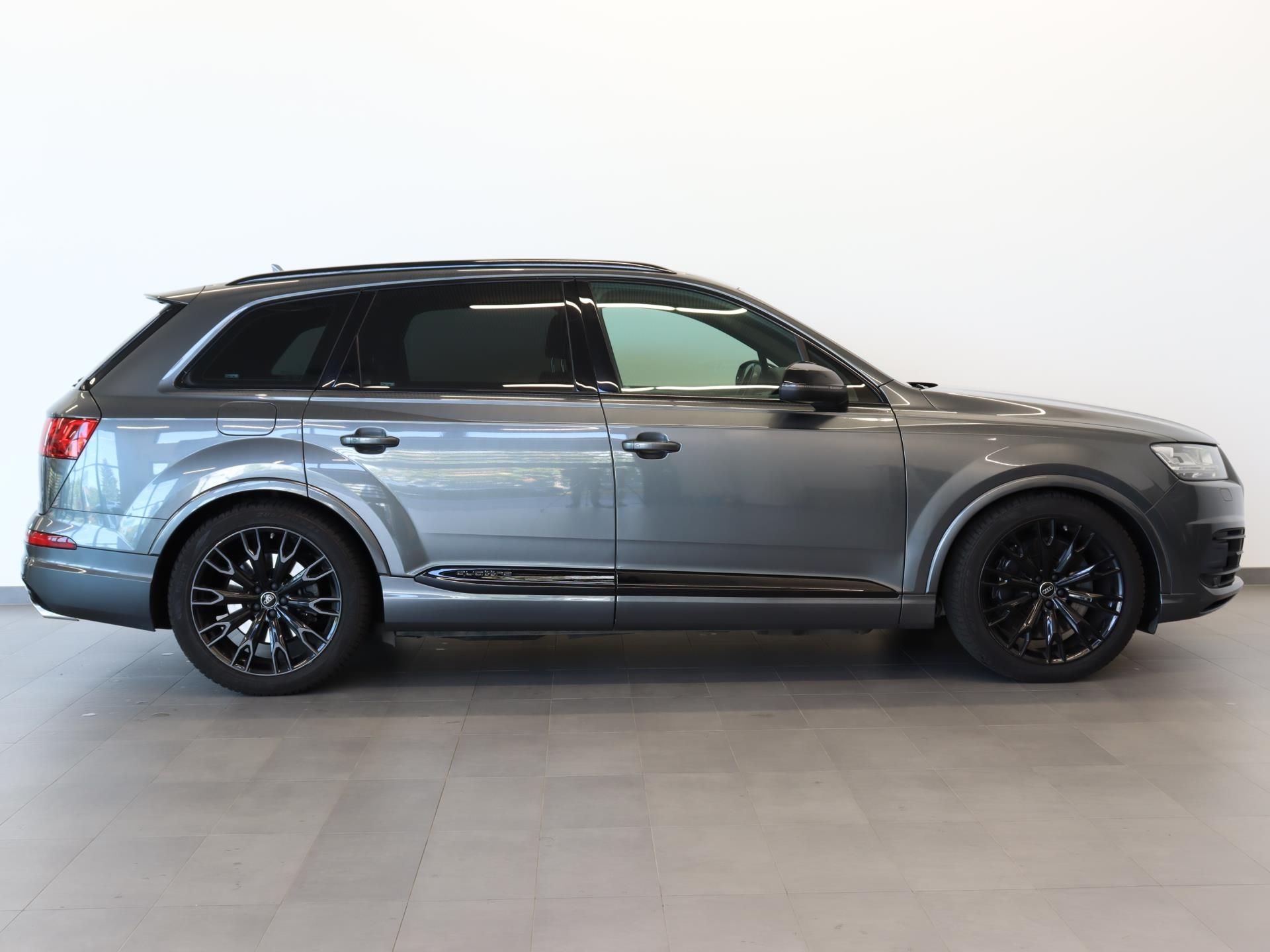 Audi SQ7, 4.0 biTDI quattro tiptronic - fotka 3