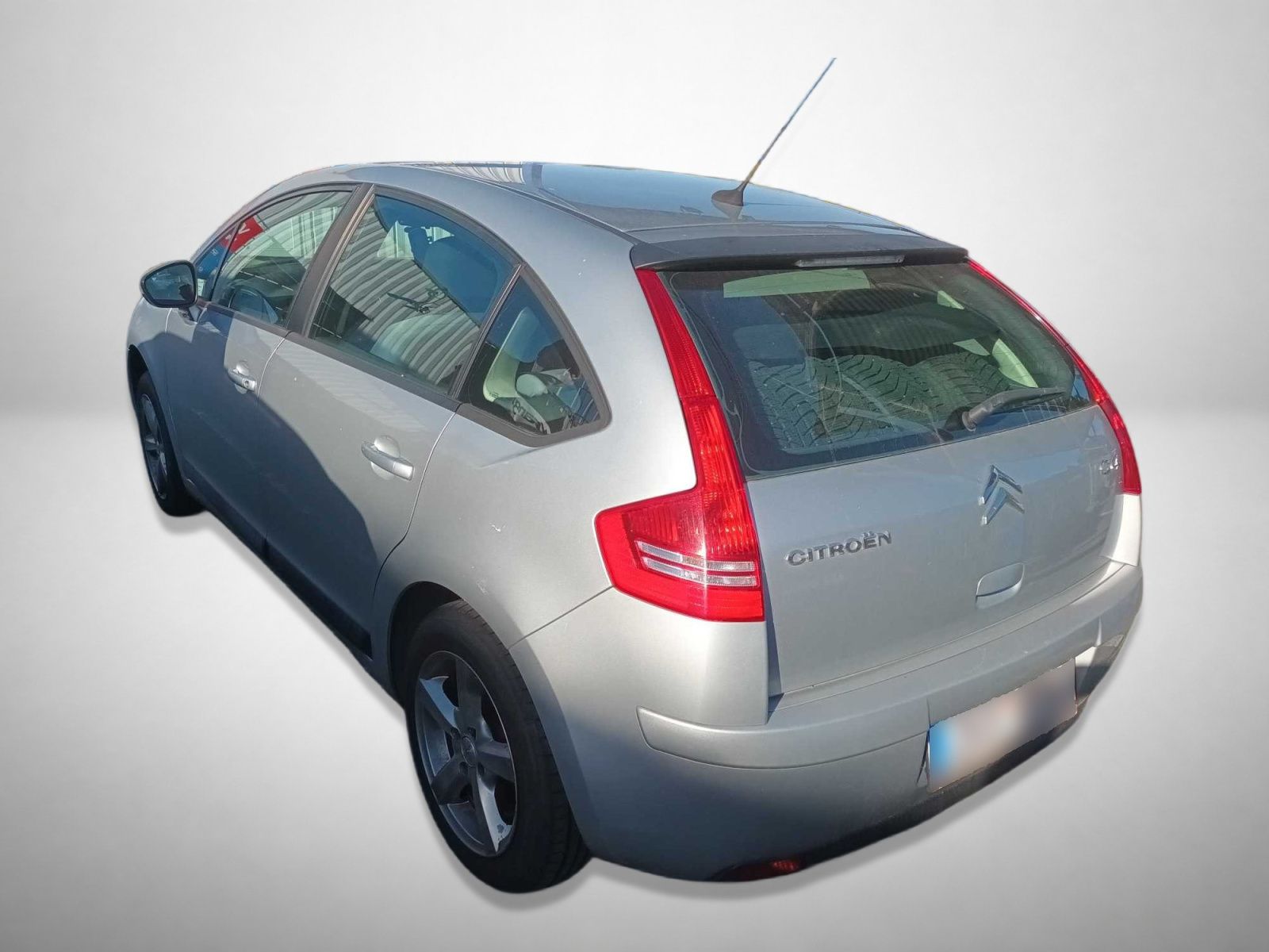 Citroën C4, 1.4 16V, po STK - fotka 2