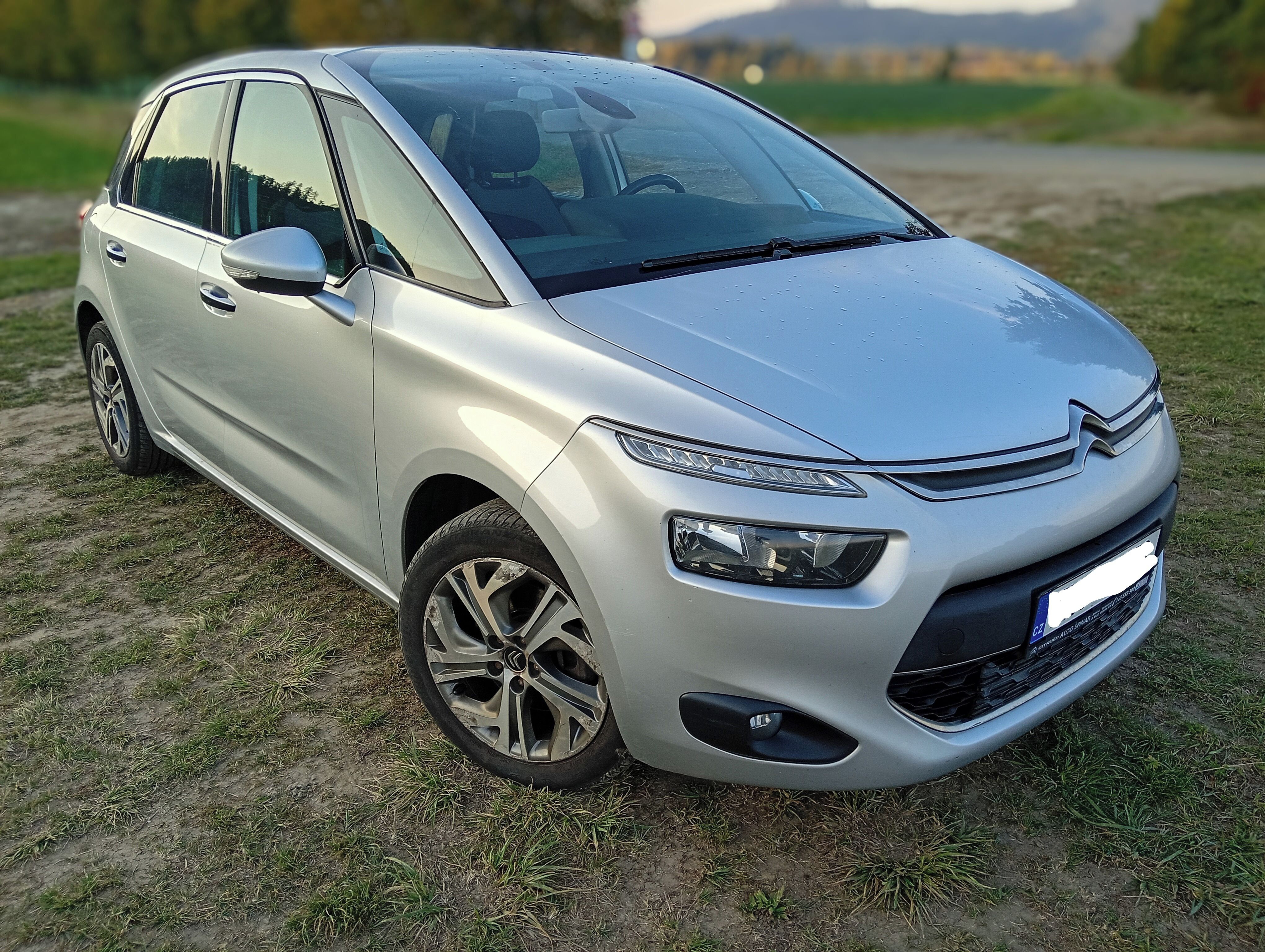 Citroën C4 Picasso, 2,0 HDi - fotka 6