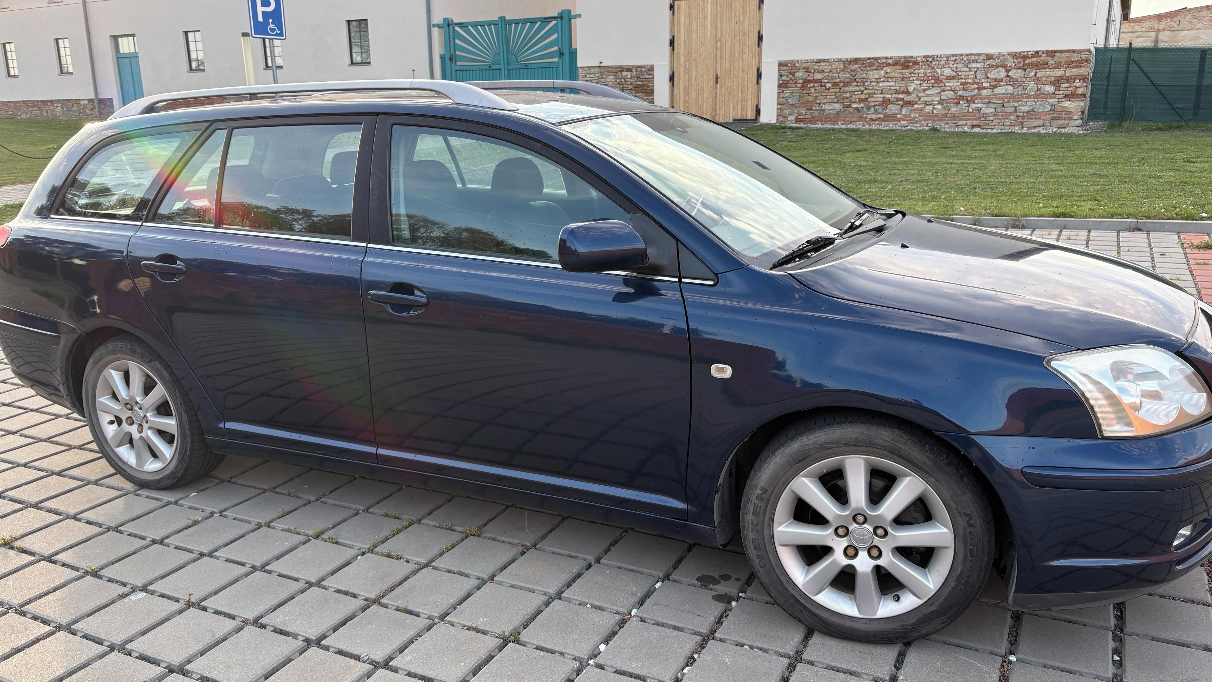 Toyota Avensis, Toyota Avensis 1.8 benzín (200 - fotka 6