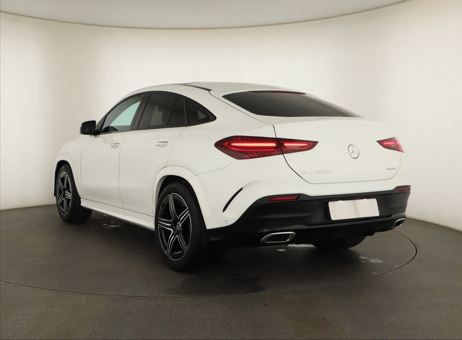 Mercedes-Benz GLE, Coupe 300 d 4MATIC, AMG - fotka 3