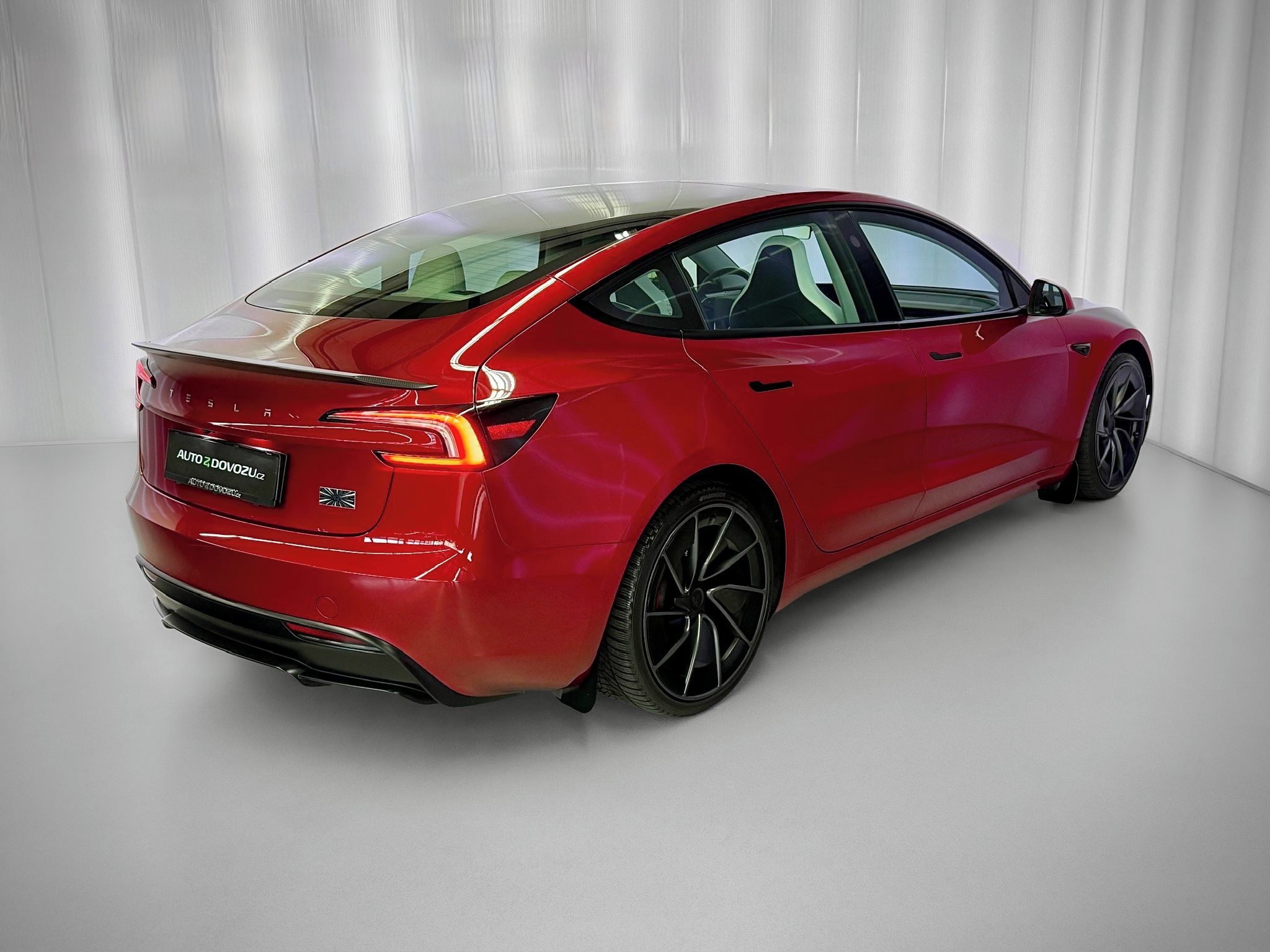 Tesla Model 3, PERFORMANCE HIGHLAND AWD, S3XY - fotka 6