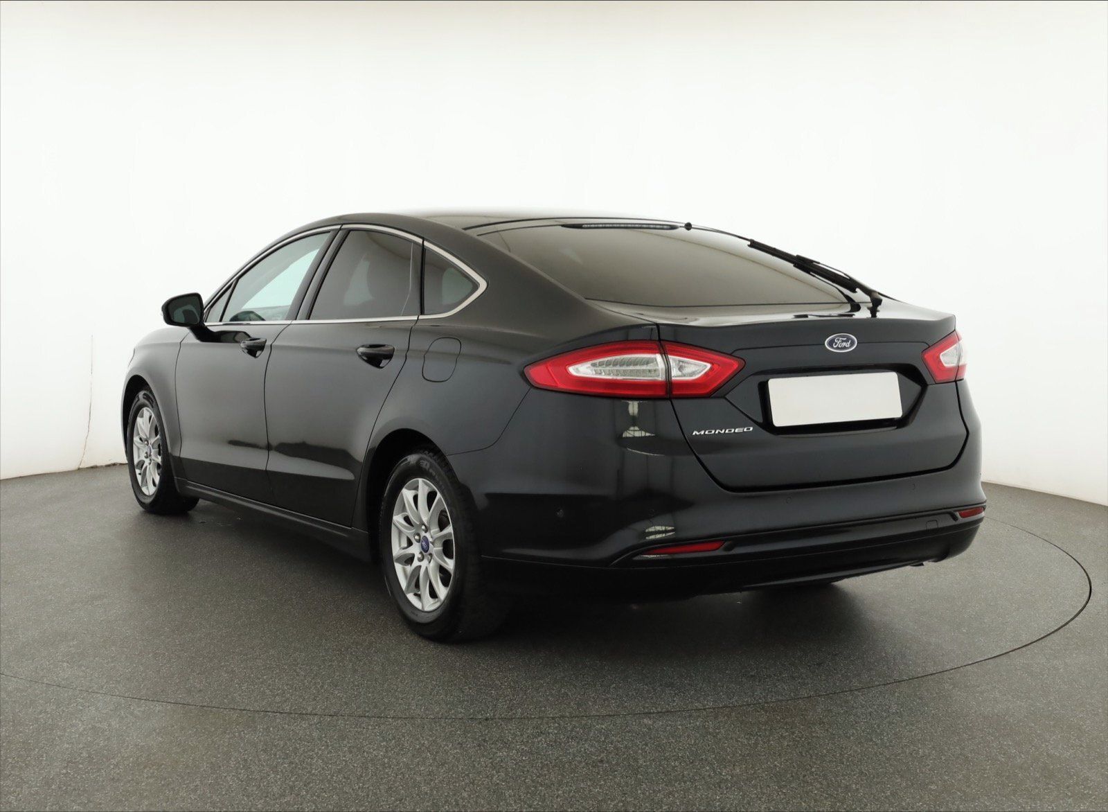 Ford Mondeo, 2.0 TDCI, Serv.kniha, Navi - fotka 4