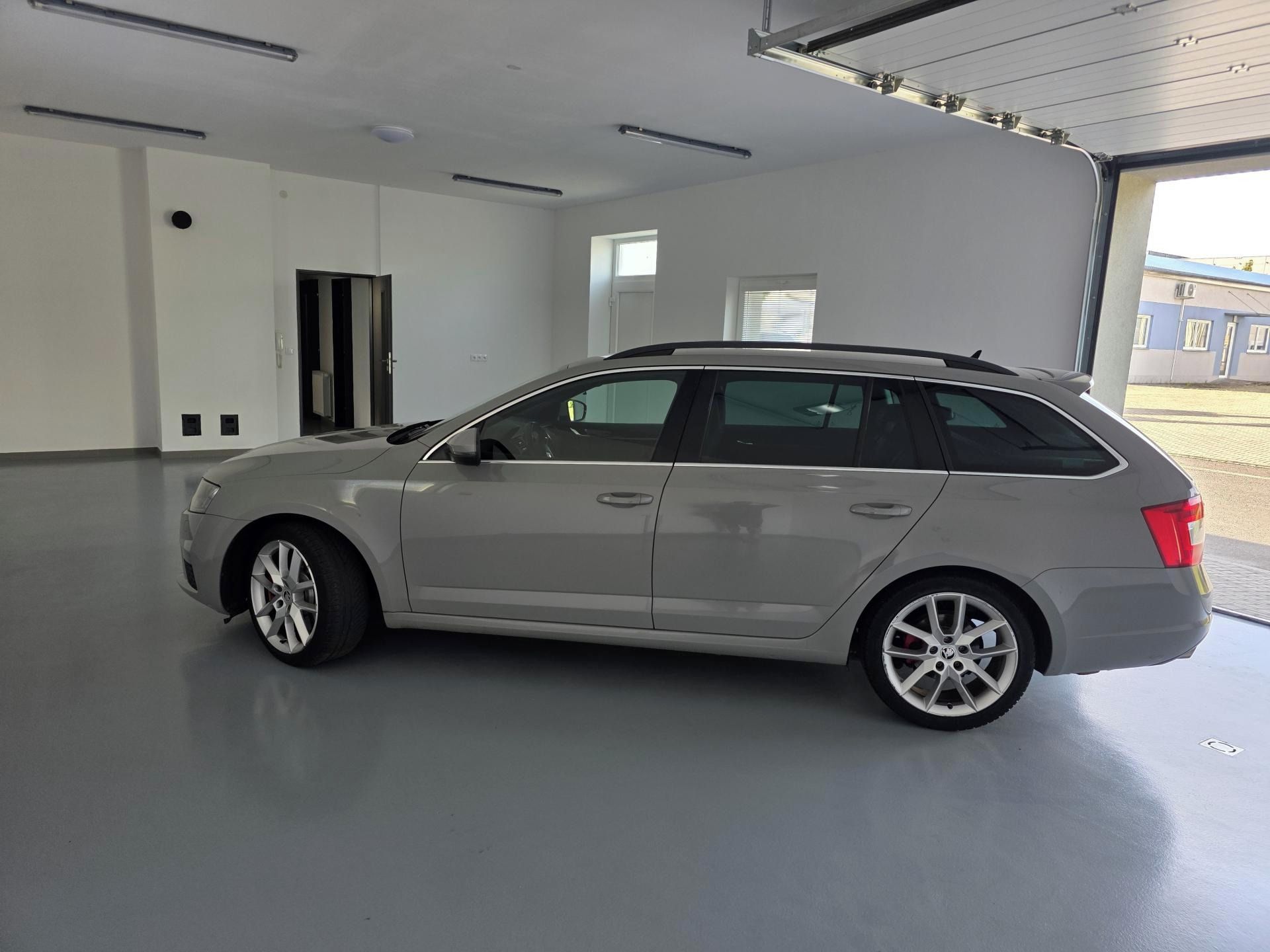 Škoda Octavia, RS 2.0 TDI DSG 135 kW, kůže - fotka 2