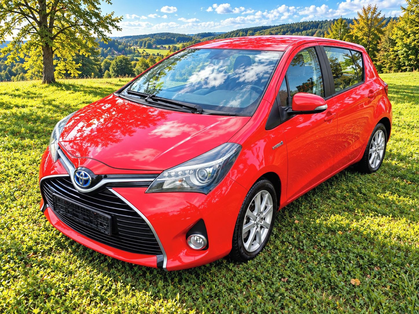 Toyota Yaris, 1.5 Hybrid, Automat 1. MAJ.ČR - fotka 2