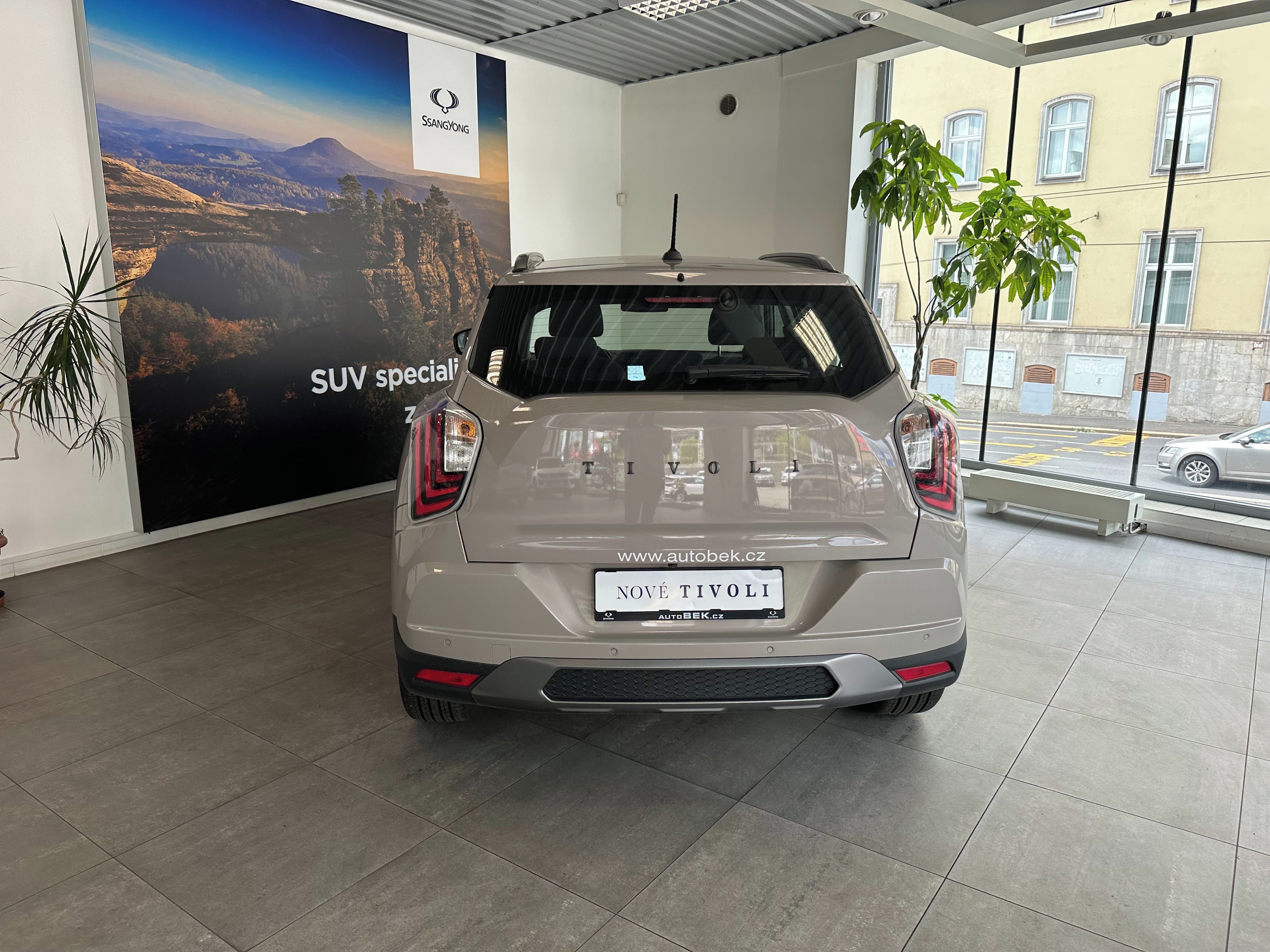 SsangYong Tivoli, 1,5TGDI Style FWD AT - fotka 4