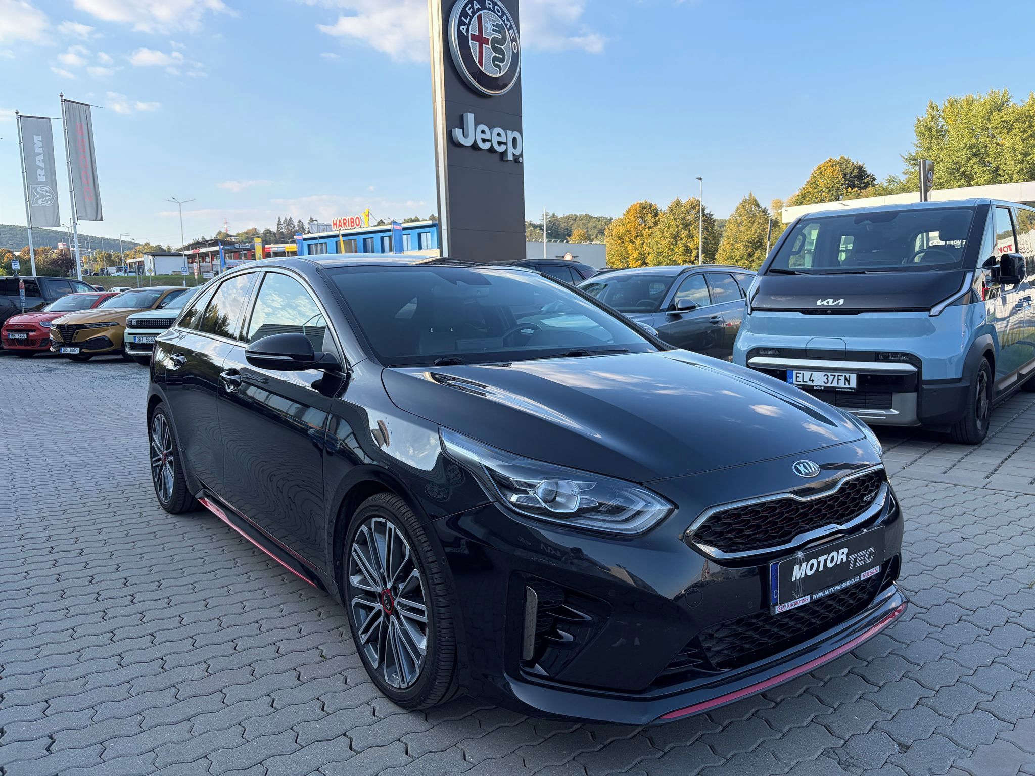 Kia ProCeed, 1.6 T-GDI 150kW GT - fotka 2