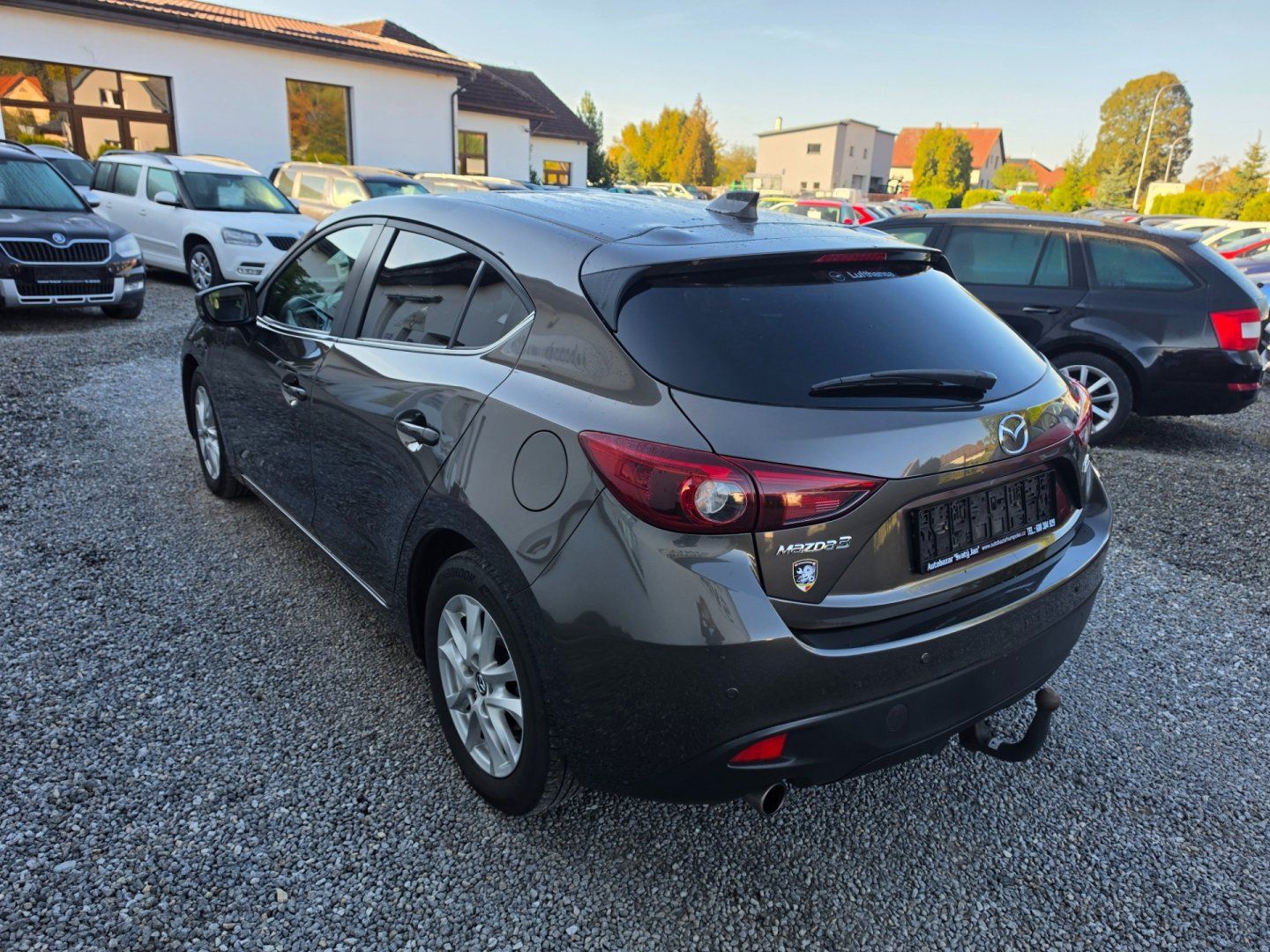 Mazda 3, 2.0 i Skyactiv, Navi, Tažné - fotka 4
