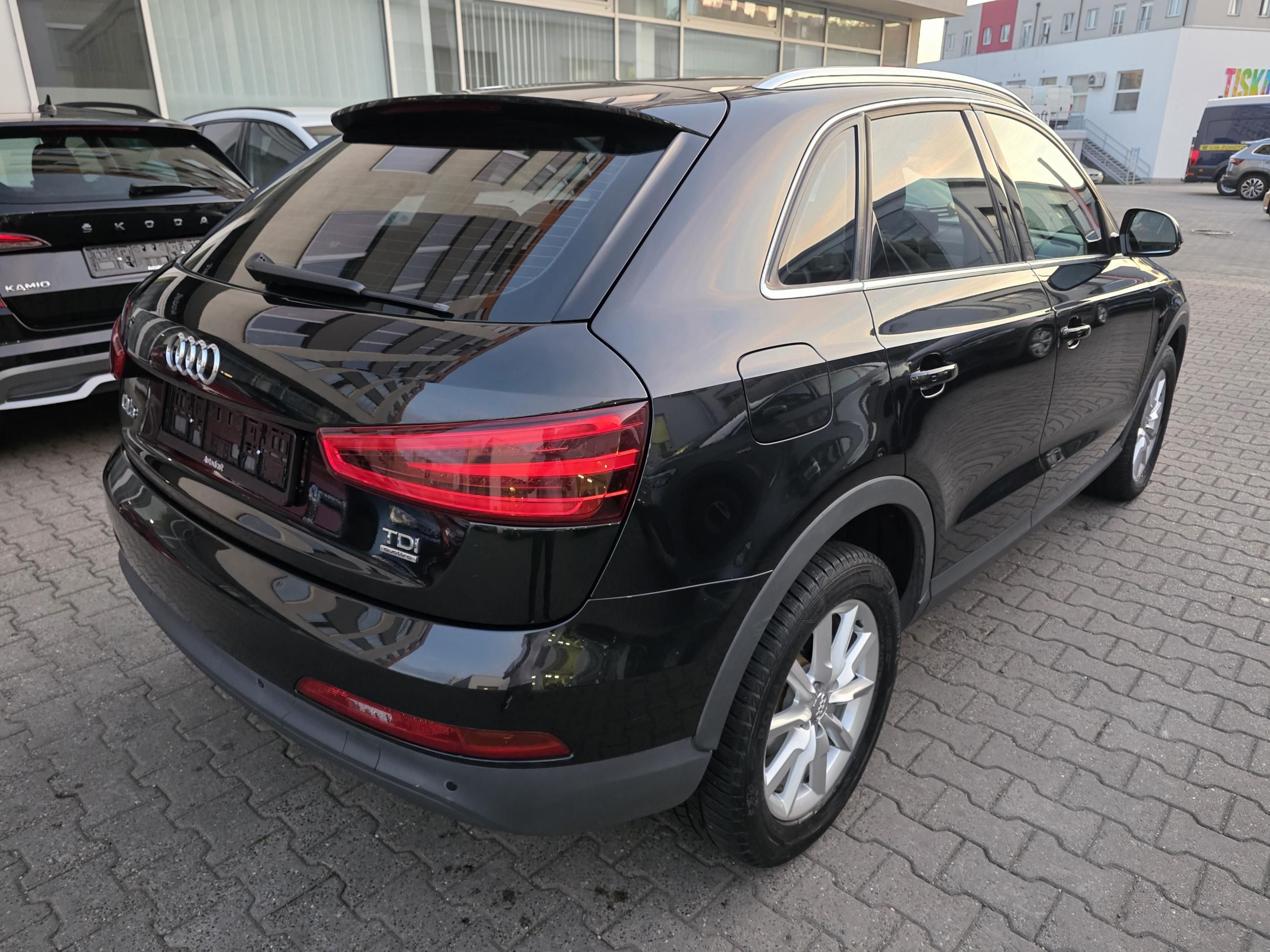 Audi Q3, TDI 130kW Quattro S-tronic 4x4 - fotka 5