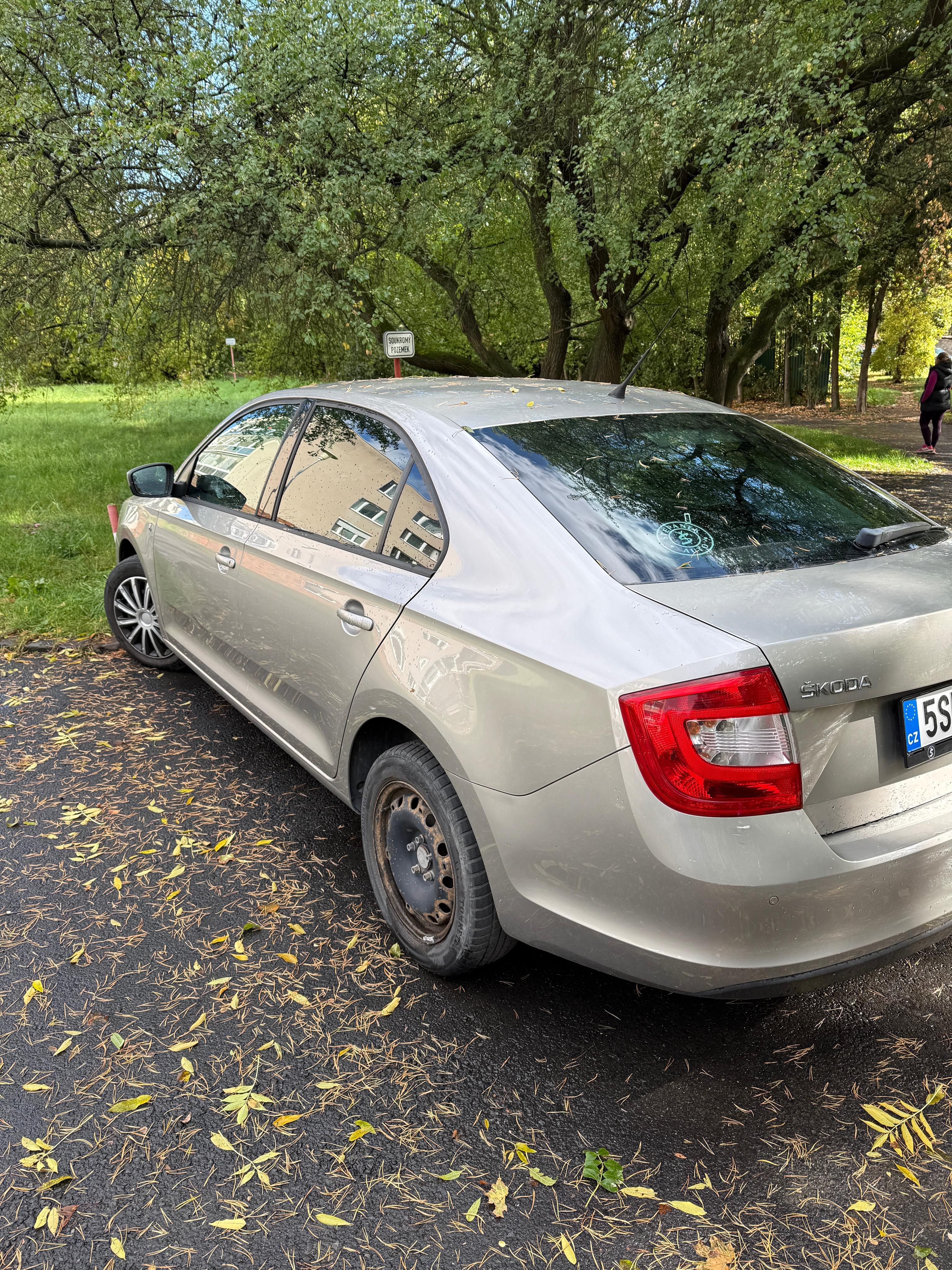 Škoda Rapid, Škoda Rapid 1.2tsi - fotka 6