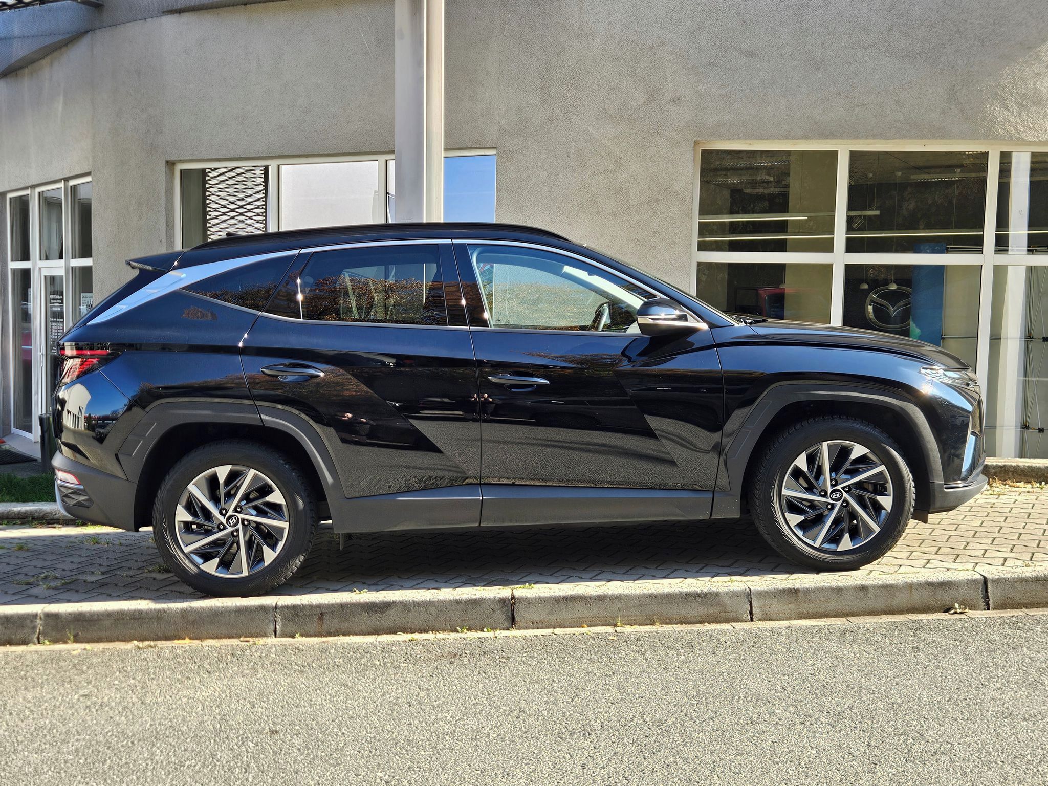Hyundai Tucson, 1,6 T-GDi, Smart 18", 1.maj - fotka 6