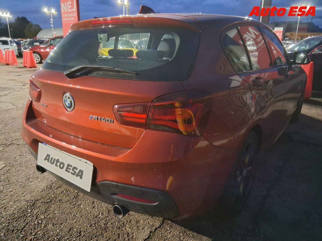 BMW Řada 1, 3.0i 140i xDrive,ČR - fotka 2