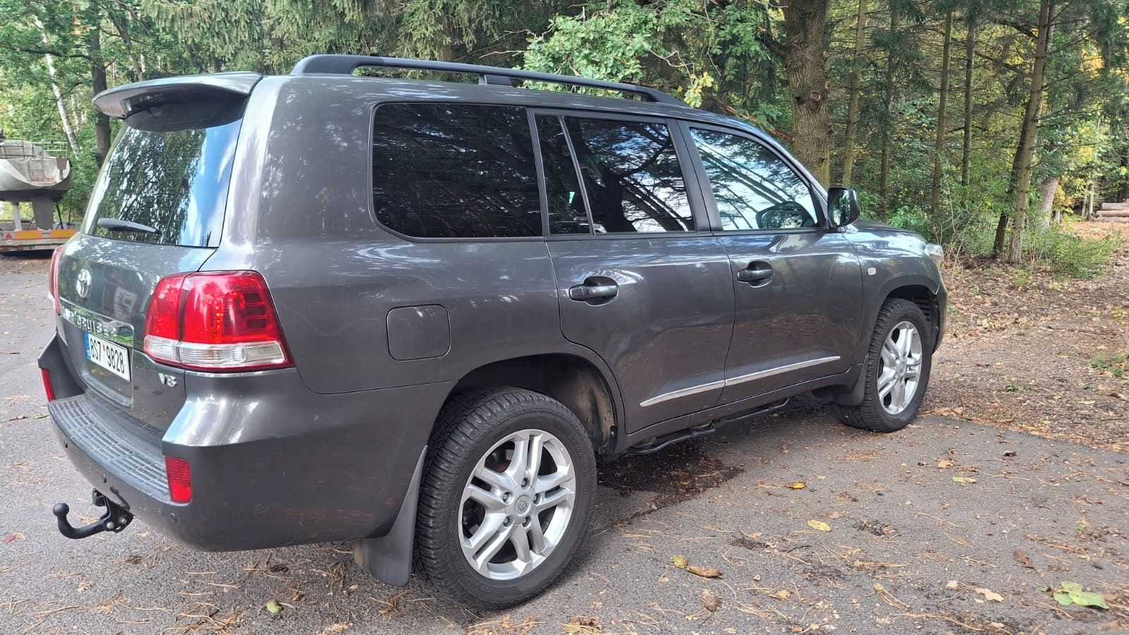 Toyota Land Cruiser - fotka 2