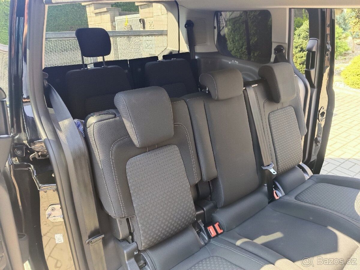 Ford Tourneo Connect, Ford Tourneo Connect - 7 míst - fotka 3