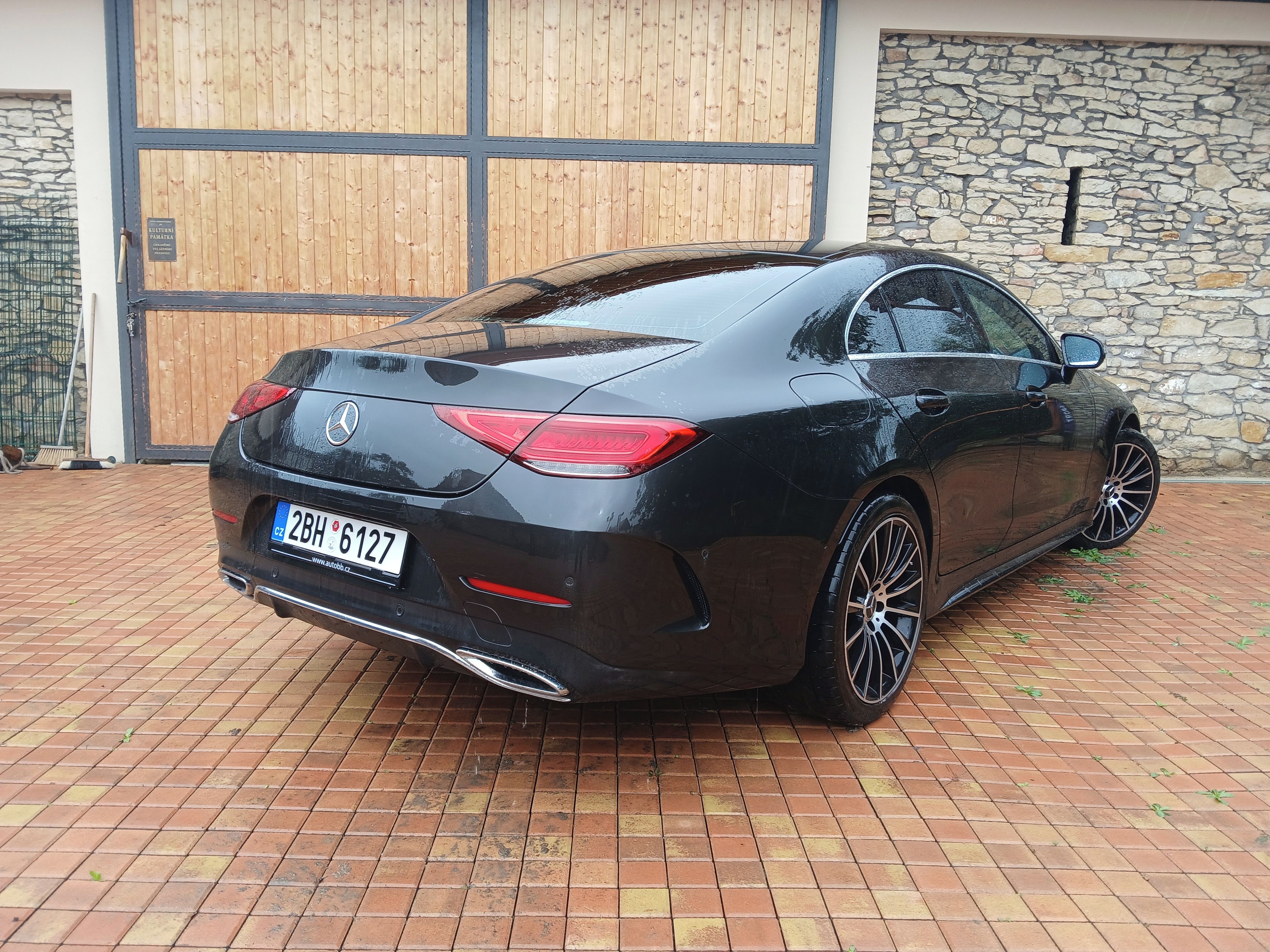 Mercedes-Benz CLS, Perfektní stav - fotka 3