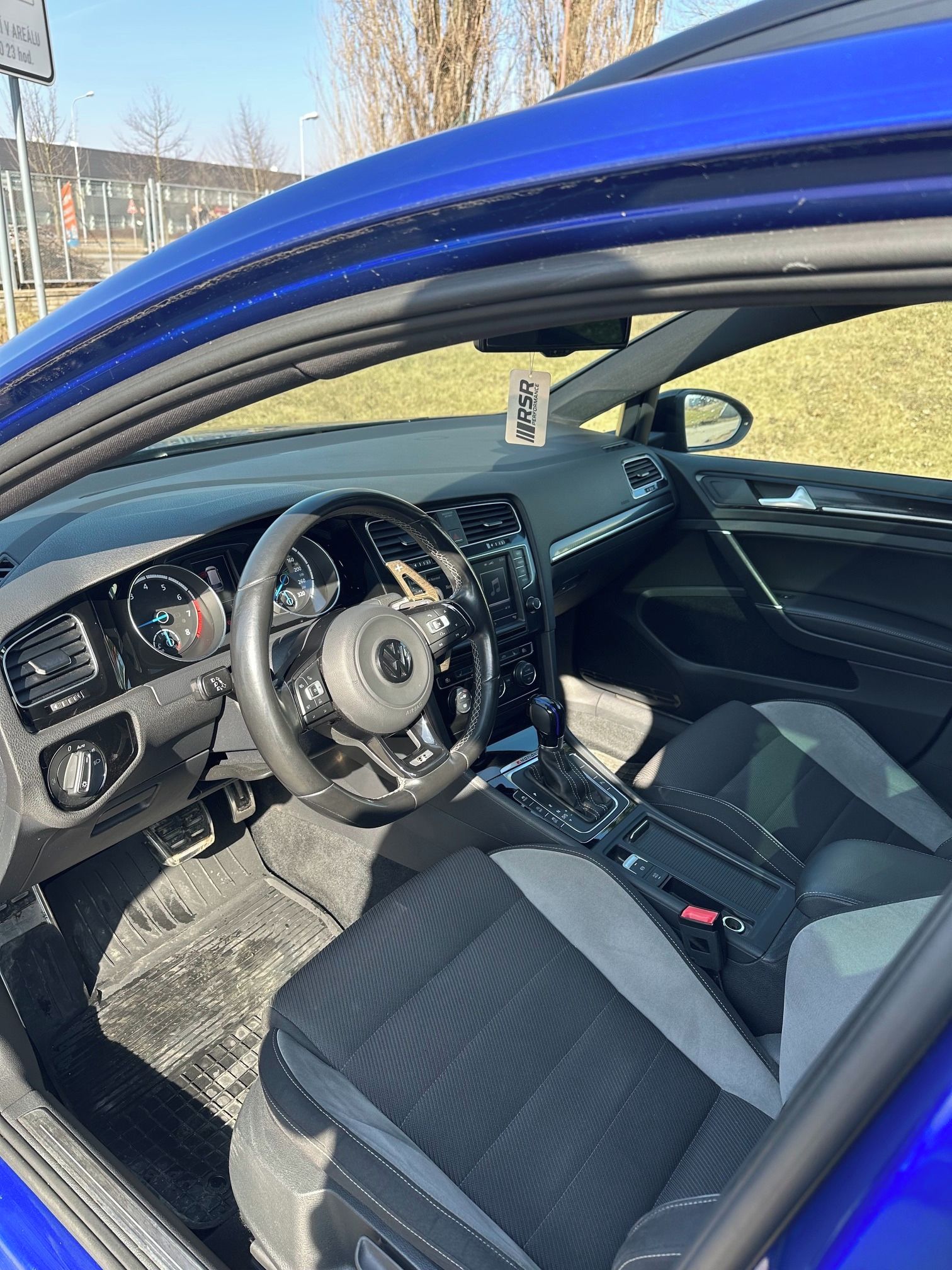 Volkswagen Golf - fotka 5