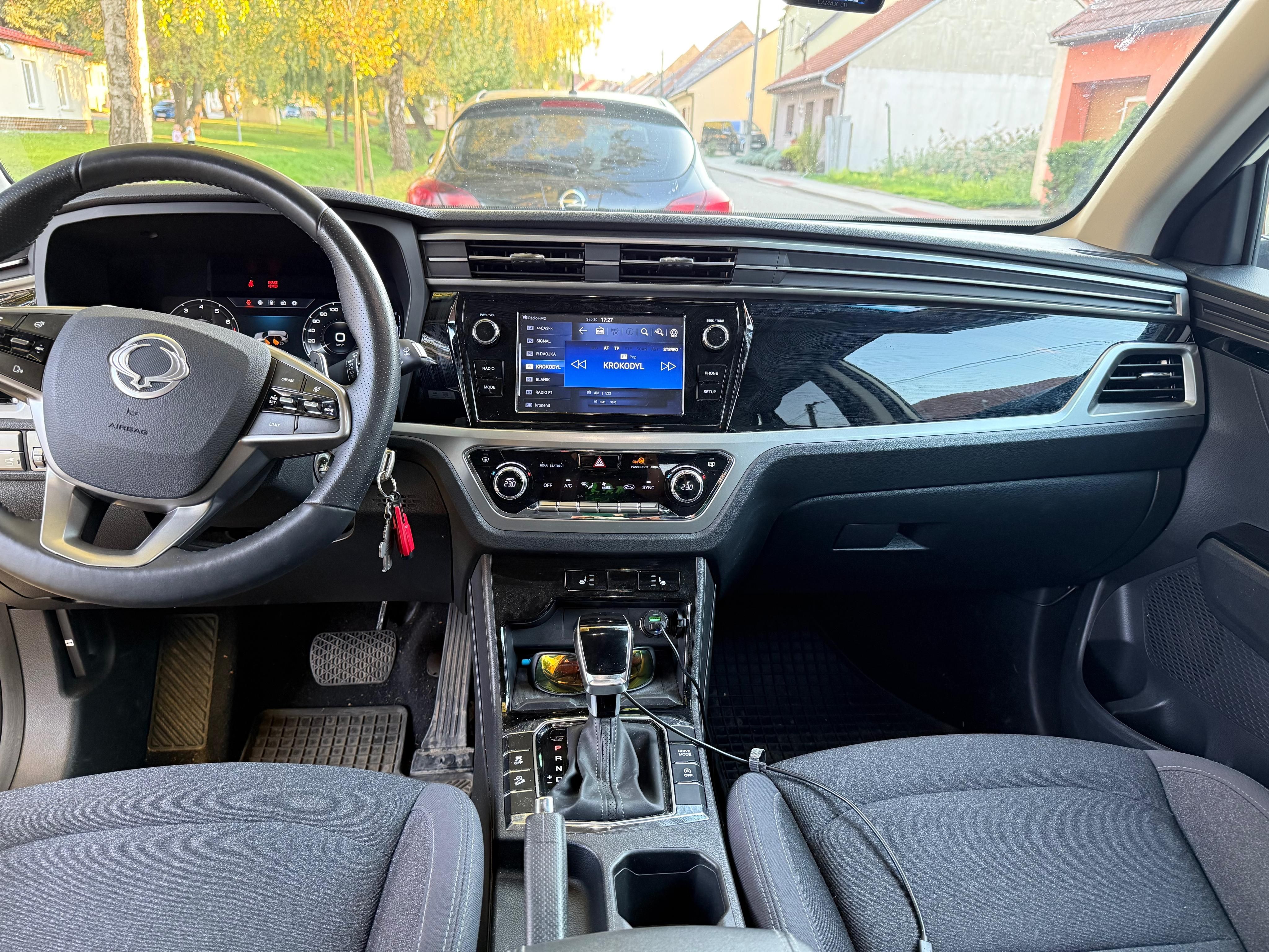 SsangYong Korando, aut., 1. majitel, odpočet DPH - fotka 5