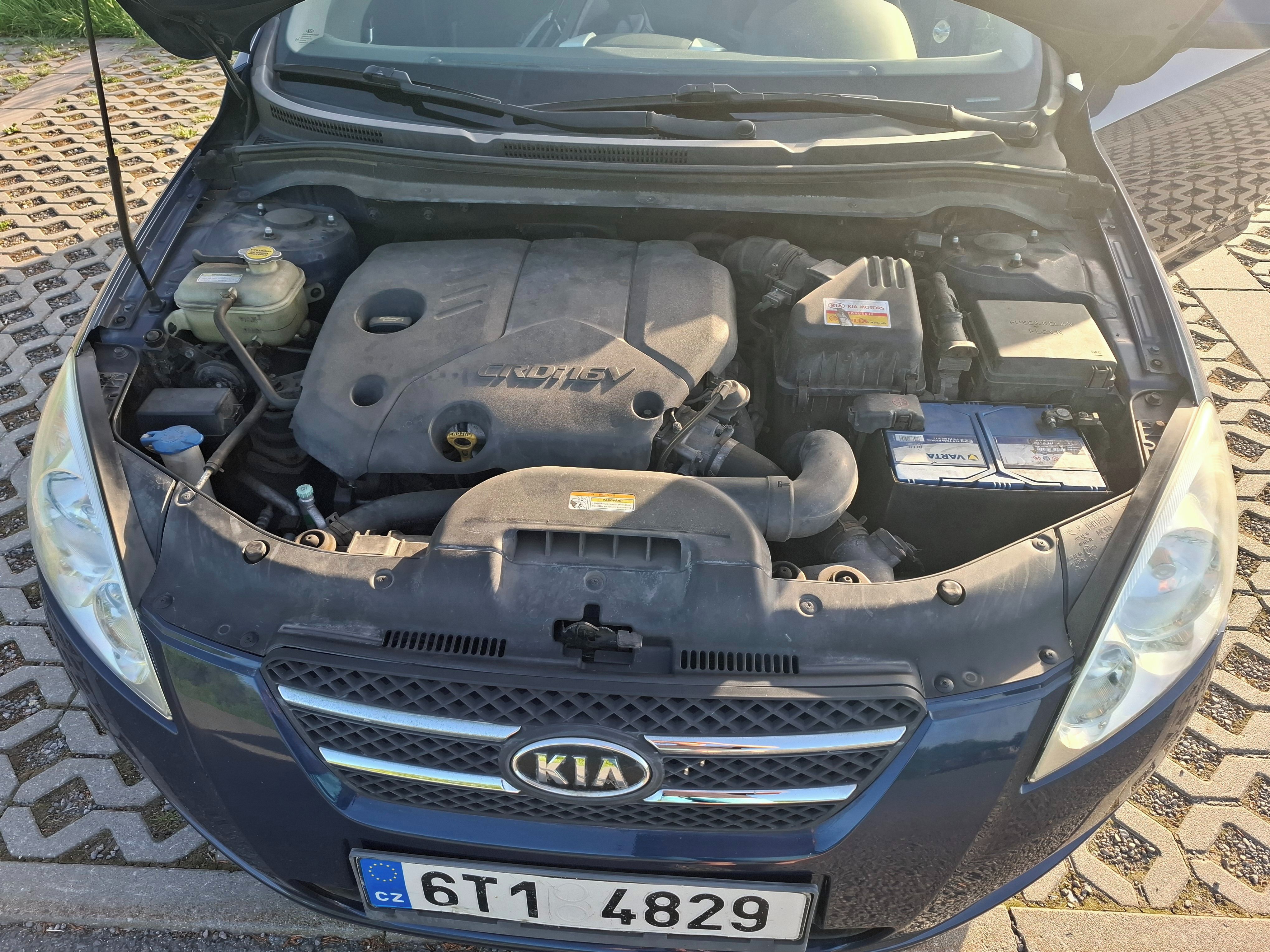 Kia Cee´d, KIA Cee’d SW 1.6 CRDi 85 kW - fotka 6