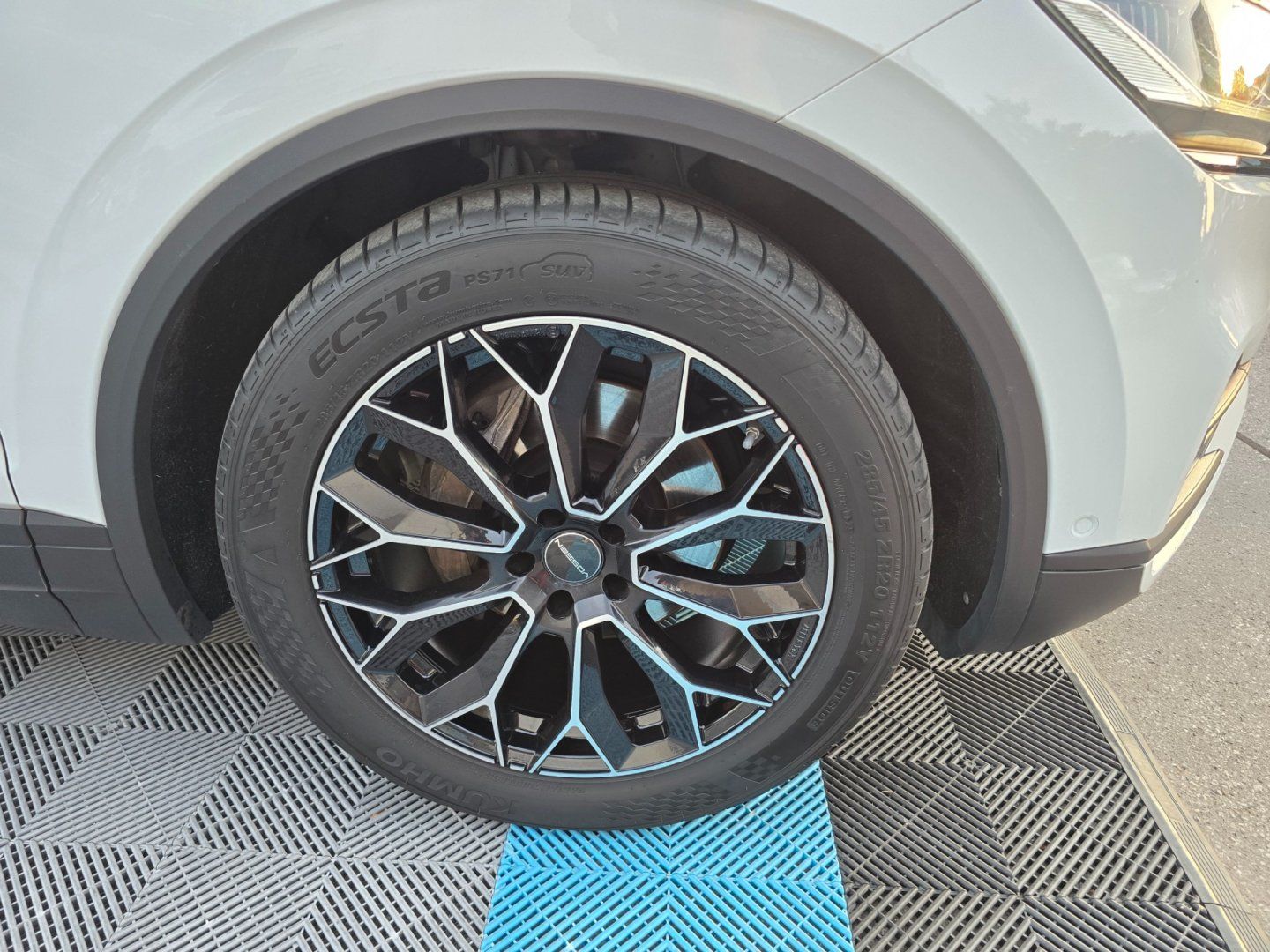 Volkswagen Touareg, 3.0TDI/170KW/2.MAJ/2019/TAŽNÉ - fotka 5