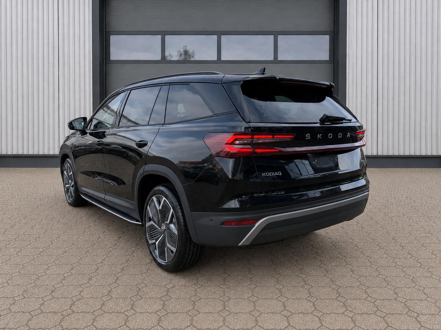 Škoda Kodiaq, 2,0TDI 142kW 4x4-Exclusive Sel - fotka 4