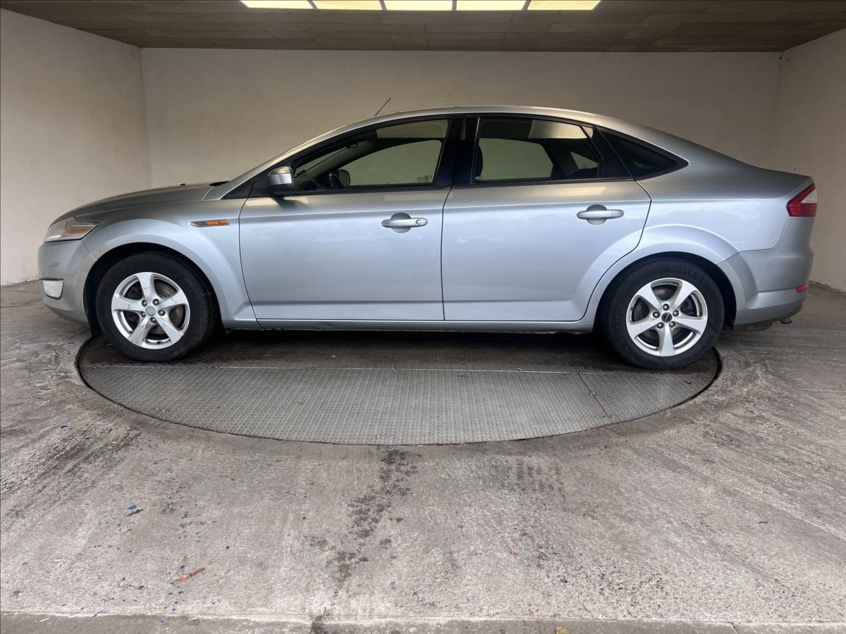 Ford Mondeo, 2,0 16V - fotka 4