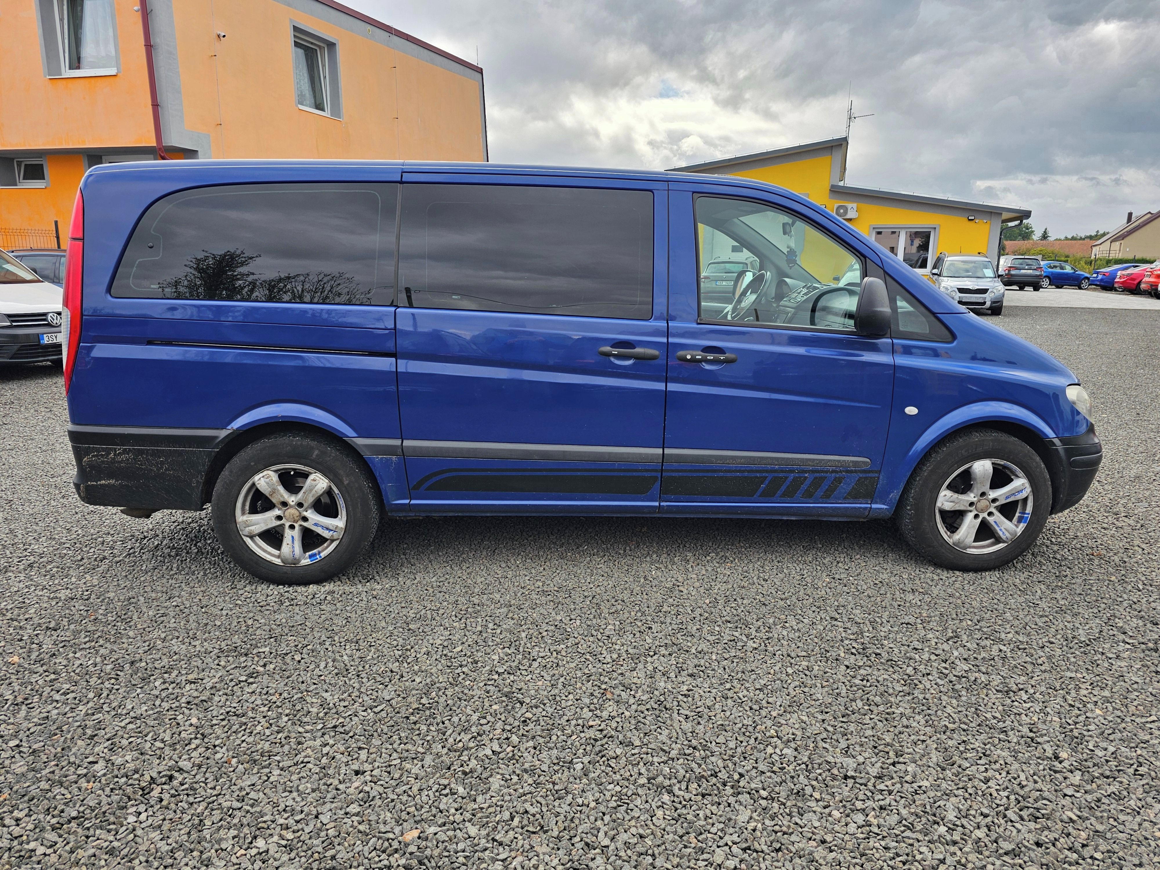 Mercedes-Benz Vito, 111 CDI, 9 MÍST - fotka 4