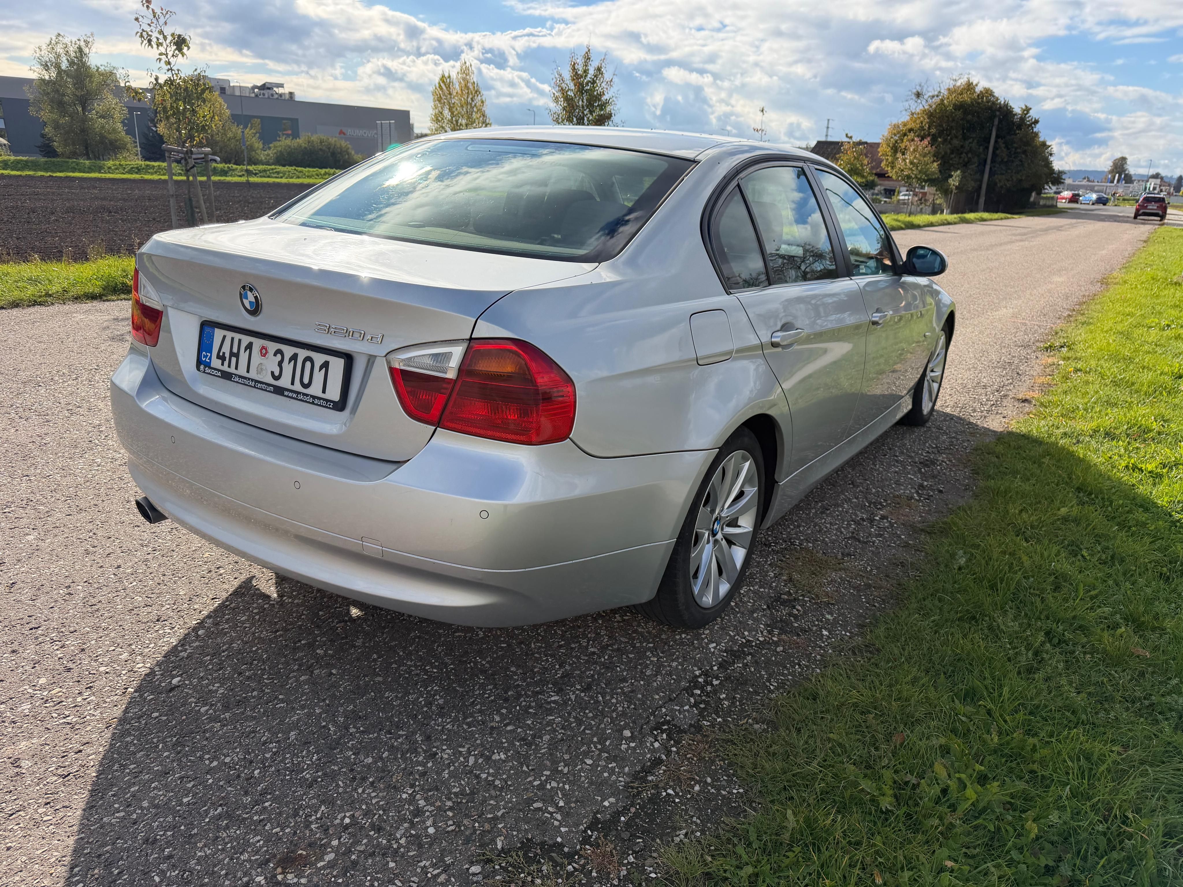 BMW Řada 3, 2,0 TDi / 130Kw Automat - fotka 5