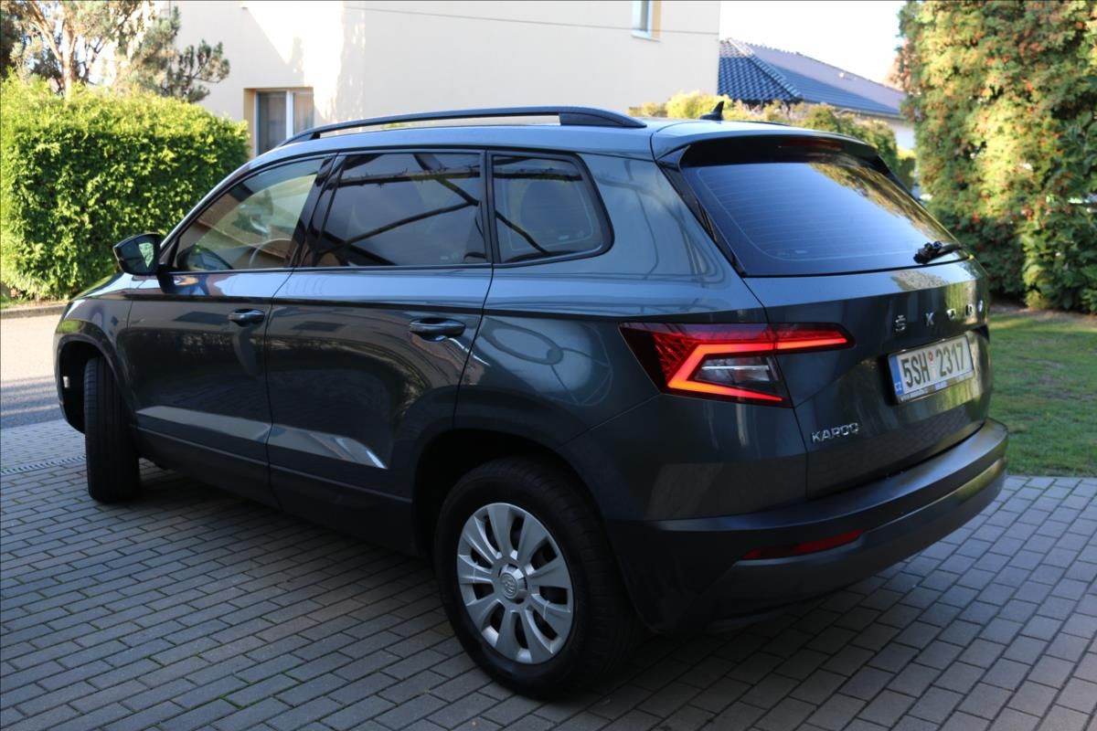 Škoda Karoq, 1,0 85kW, ČR, 45000 KM - fotka 6