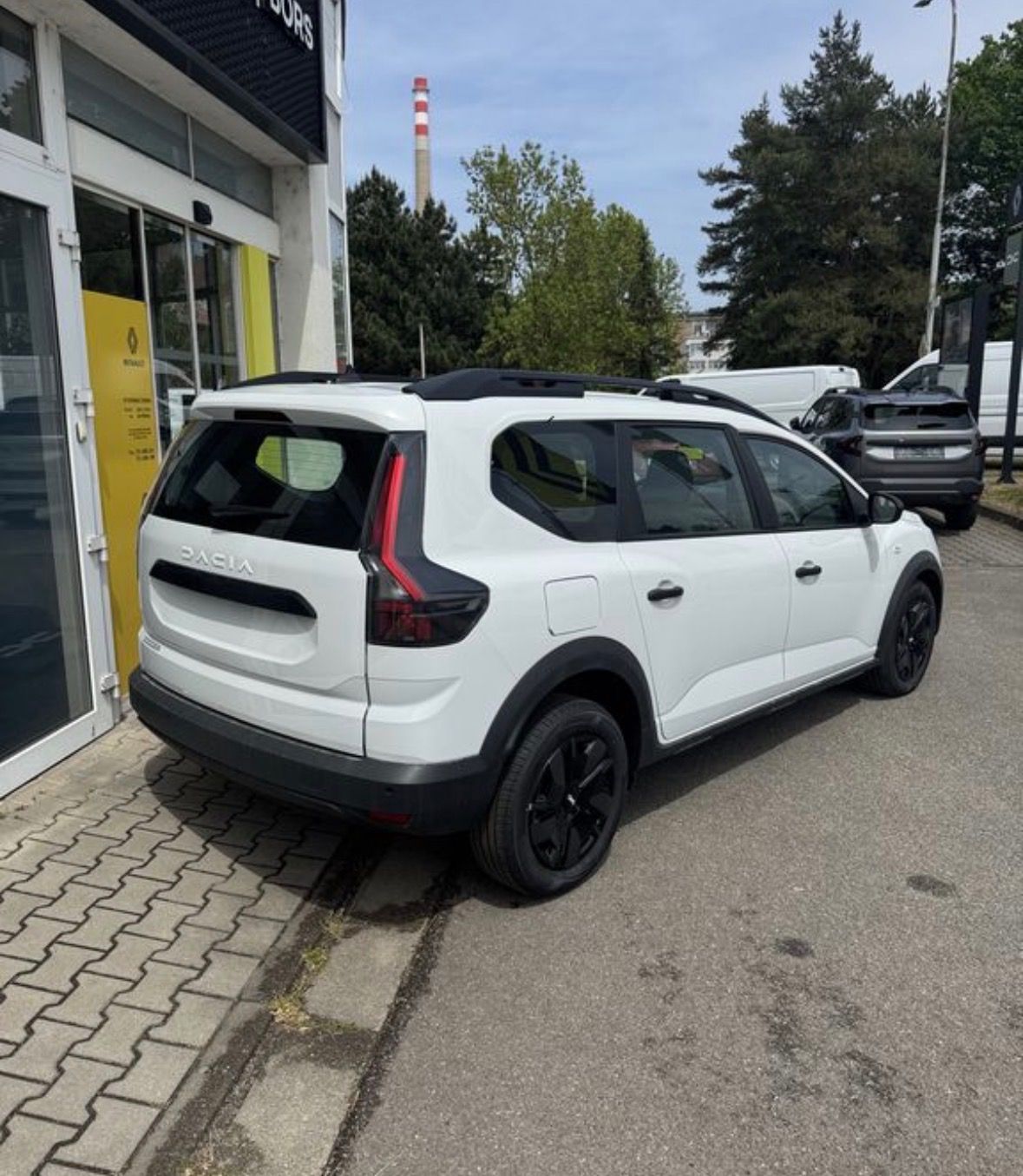 Dacia Jogger, Essential Eco-G 120 5 míst - fotka 3