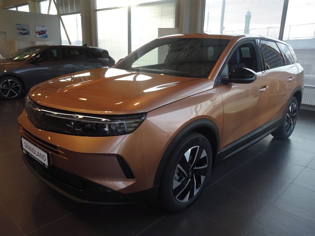 Opel Grandland, GS Hybrid 1.2 PT 145k A6 - fotka 2