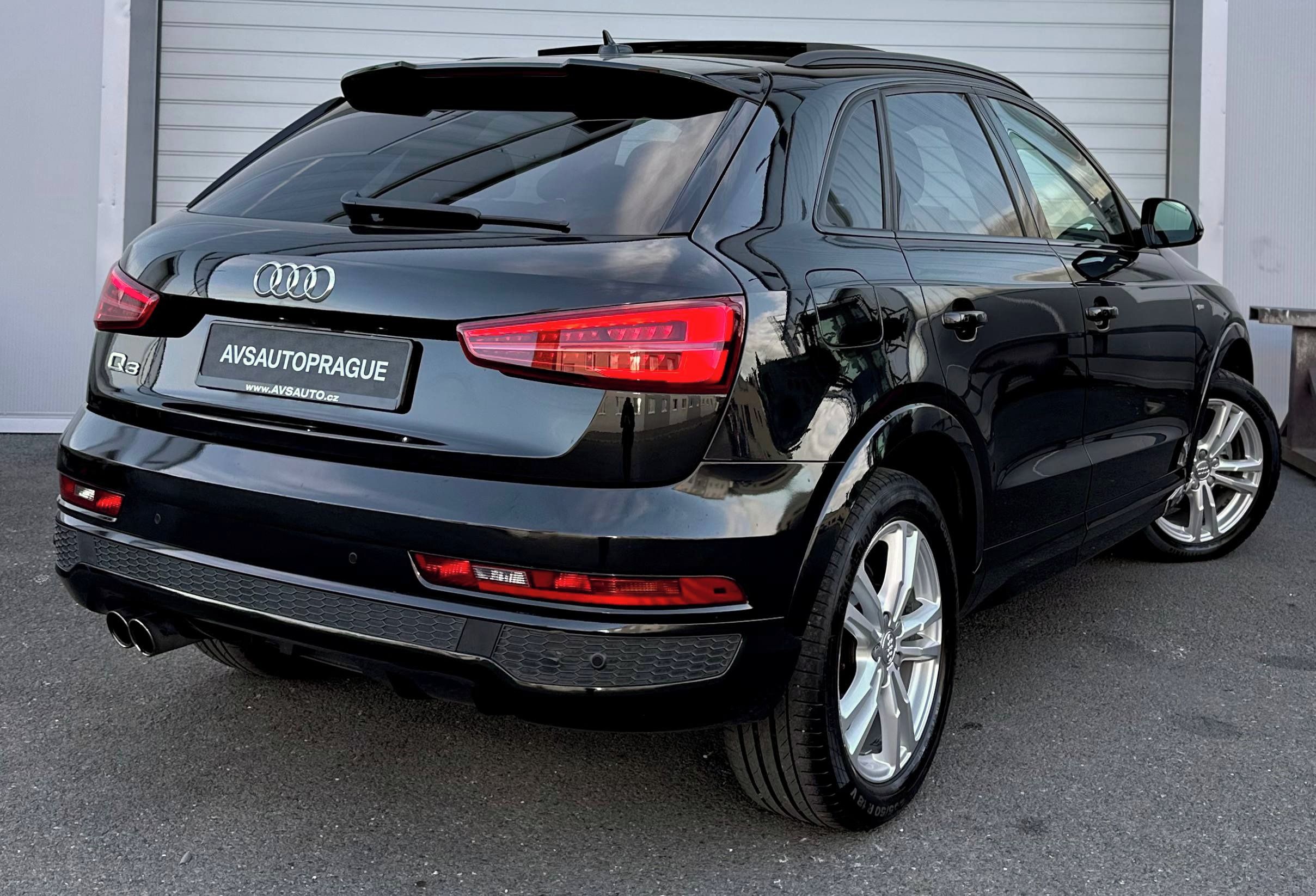 Audi Q3, S-LINE 2.0 TFSI 147KW PREMIUM+ - fotka 4
