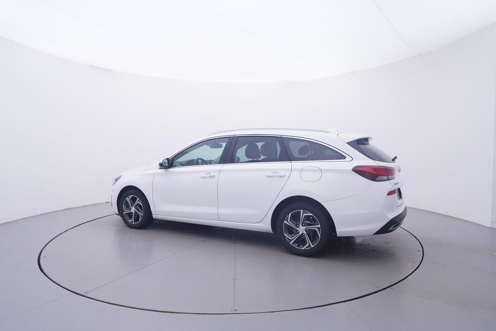 Hyundai i30, Smart 1.0 88 kW - fotka 3