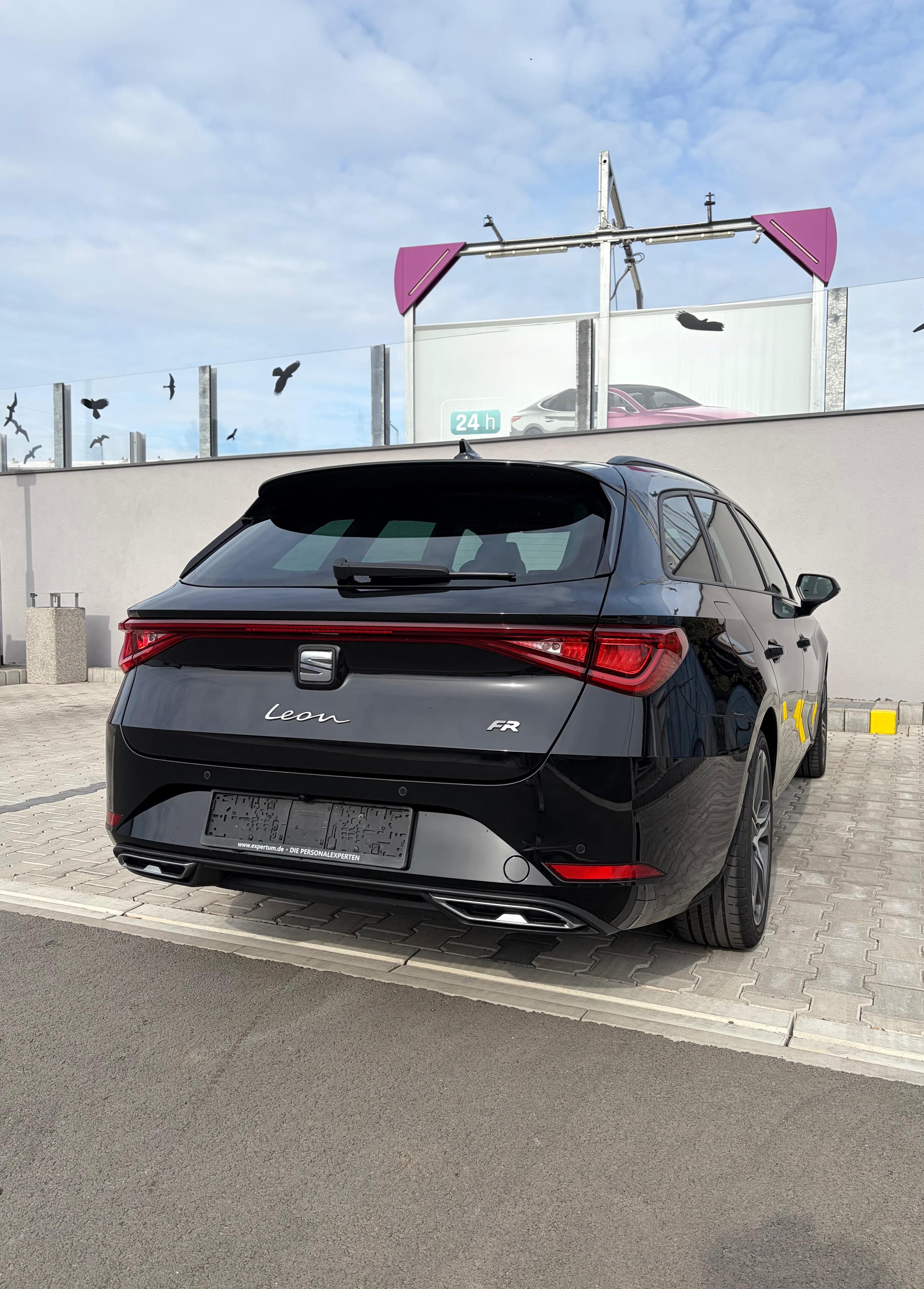 Seat Leon, 1.5TSI 110kw DSG ST FR - fotka 6
