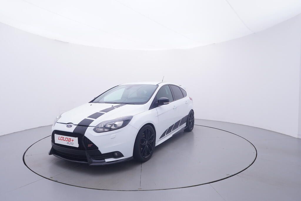 Ford Focus, ST 2.0 2.0L EcoBoost 184 kW