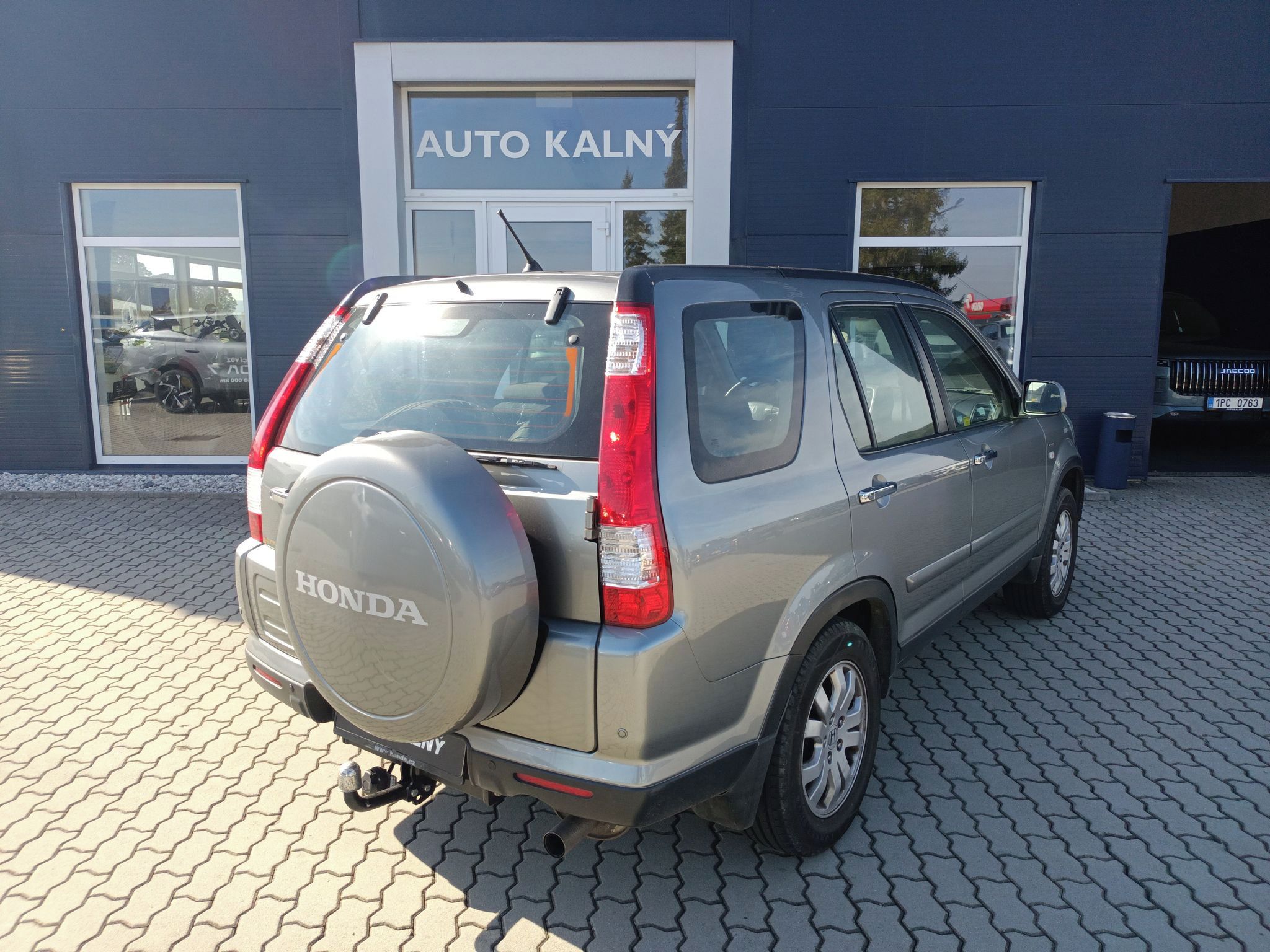 Honda CR-V, 2,0 i-VTEC 4x4 Elegance - fotka 4