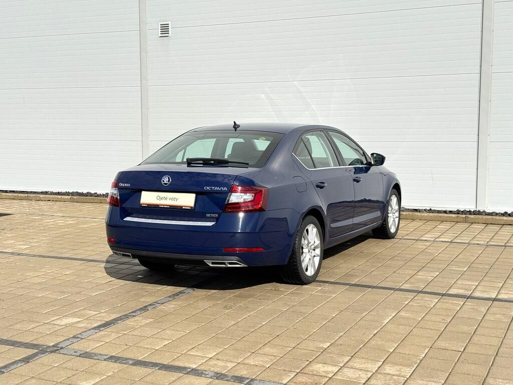 Škoda Octavia, Style 1.4 TSI 81 kW - fotka 5