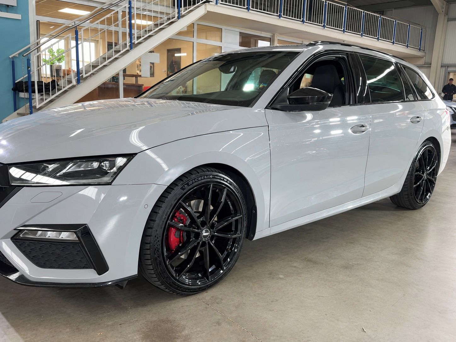 Škoda Octavia, 2.0 TDI RS - fotka 2