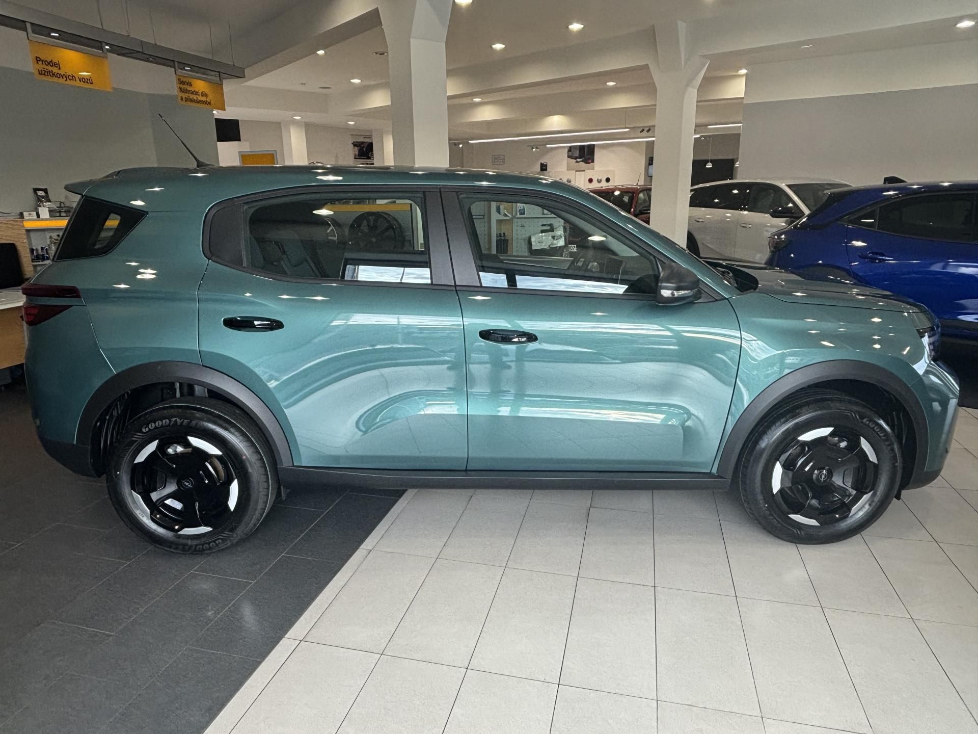 Opel Frontera, EDIT.+KOMFORT 1.2 TURBO Hybrid - fotka 4